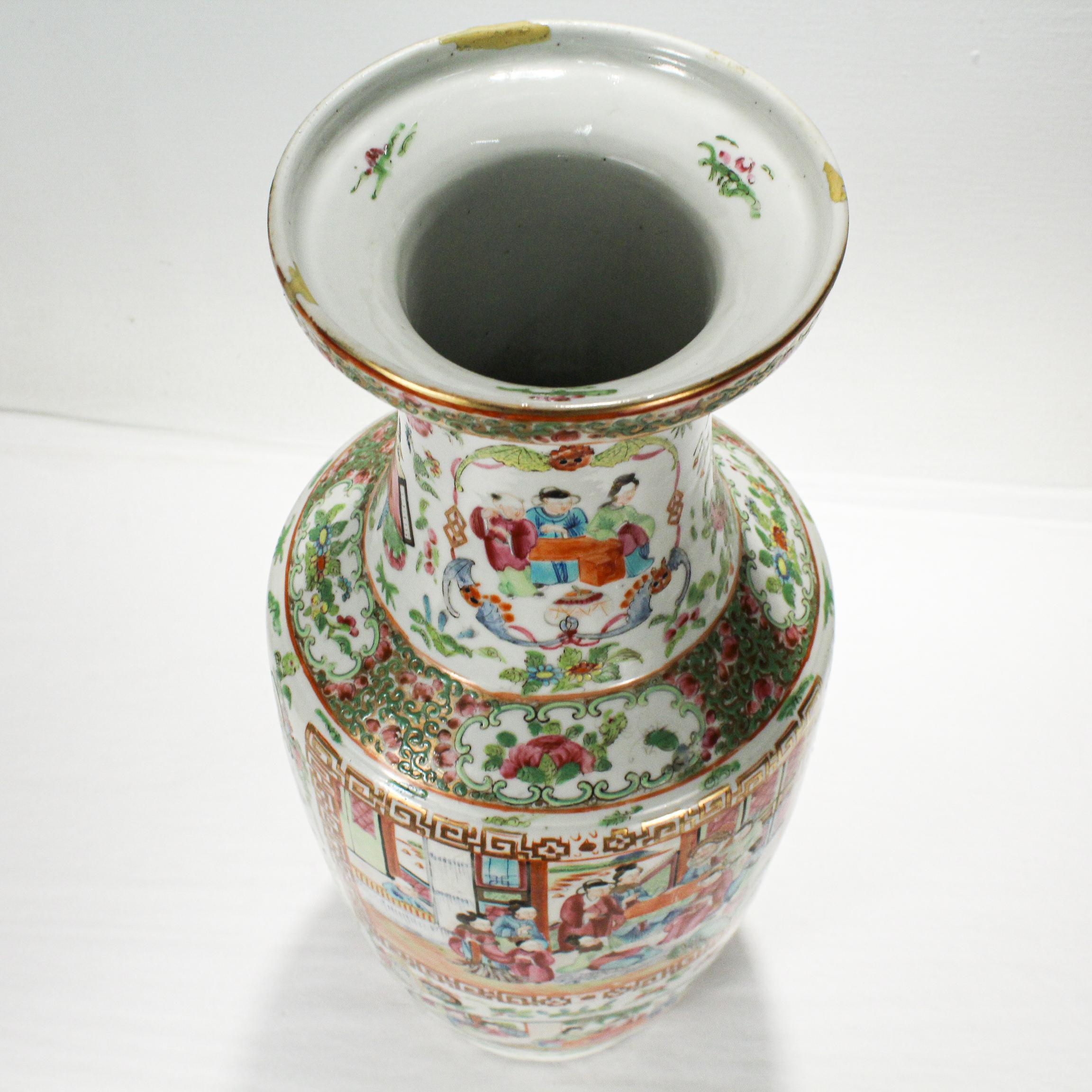 Chinois Grand vase chinois ancien en porcelaine mandarine rose du 19ème siècle en vente