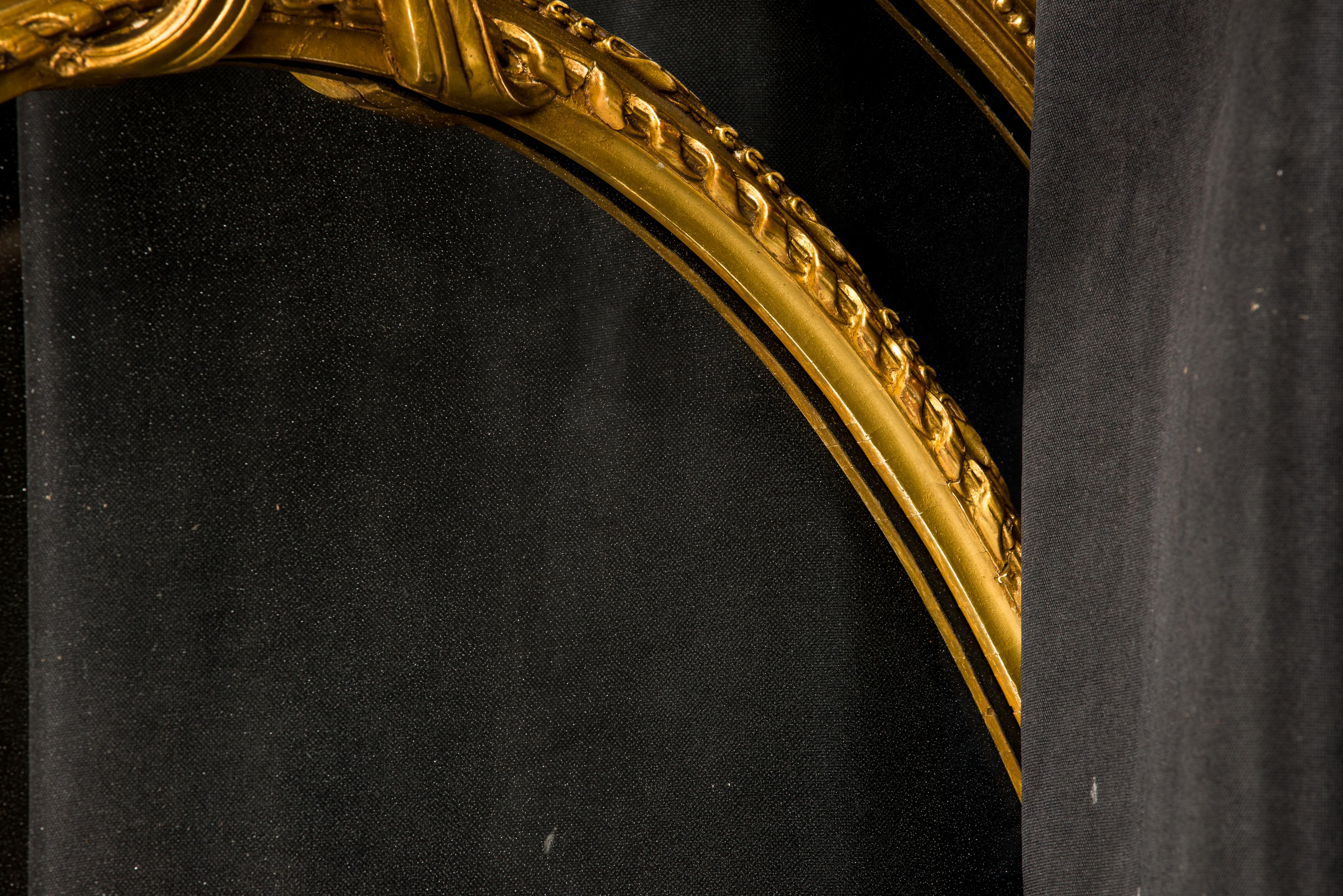 Grand miroir français ancien du 19ème siècle à parcloses Louis Seize doré à la feuille d'or 1