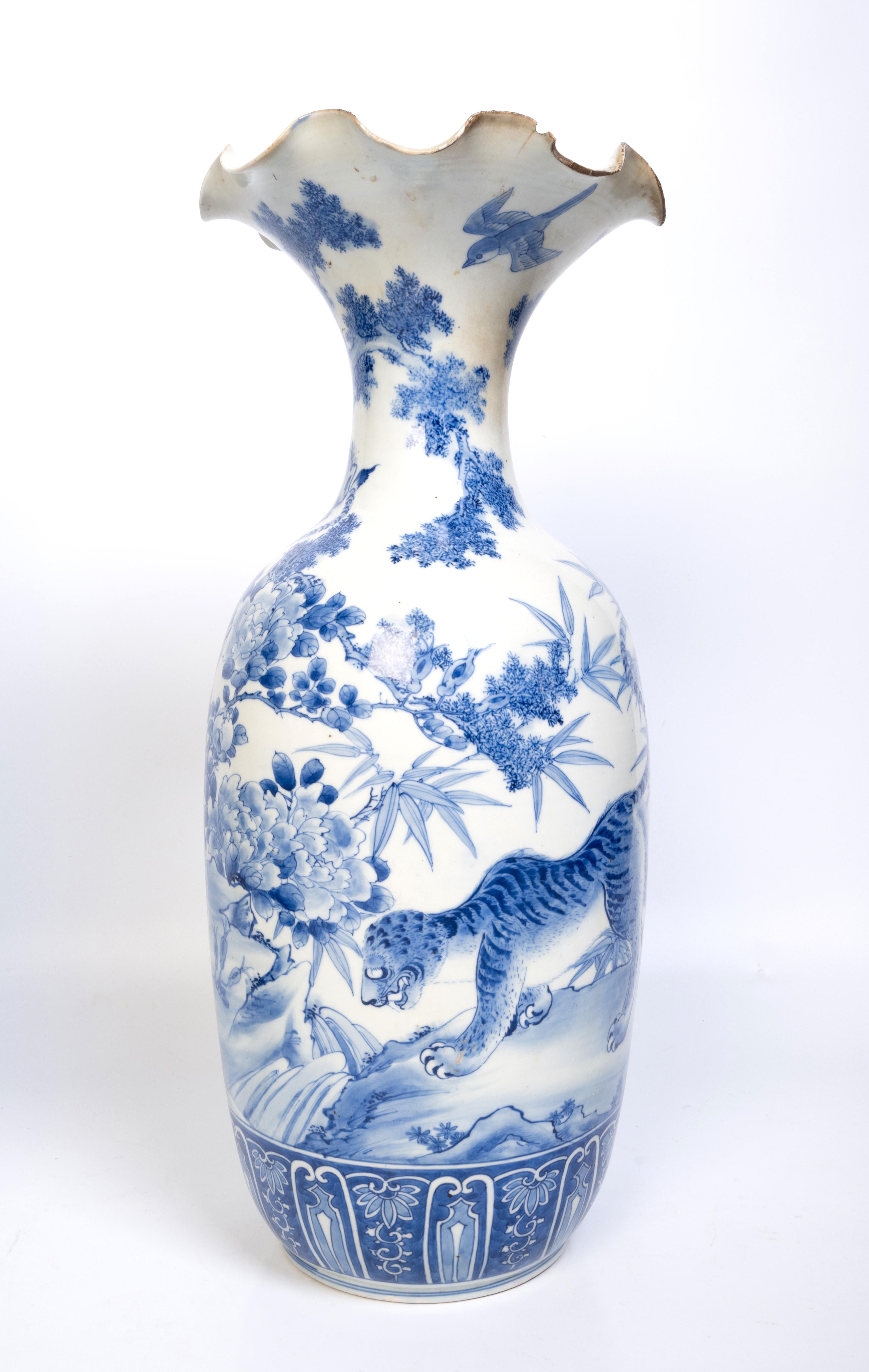 Hand-Painted Large Antique 19th Century Japanese Blue and White Scalloped Porcelain Vase For Sale