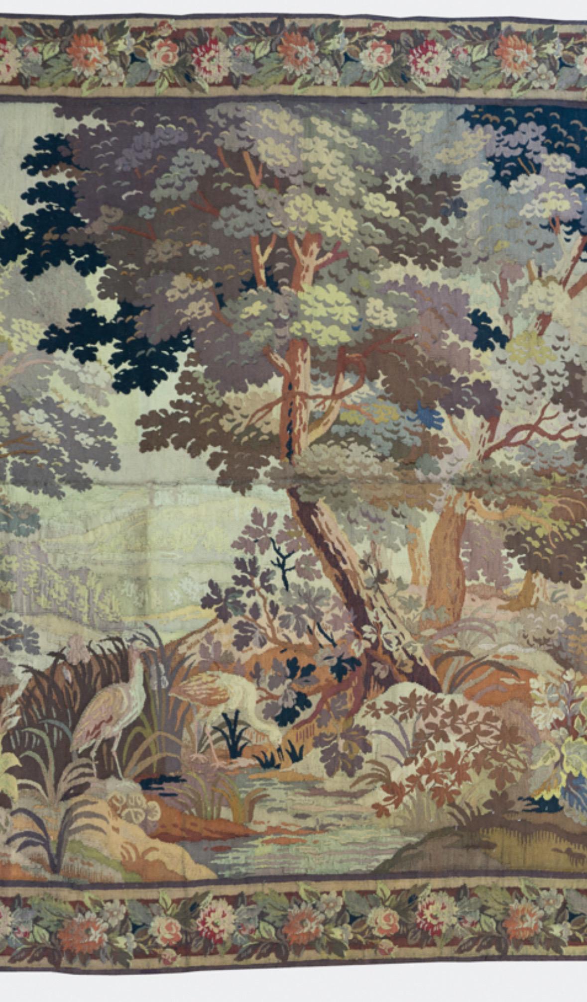 Große antike 19. Jahrhundert Lavendel Französisch Verdure Handloom Wandteppich (Französische Provence) im Angebot