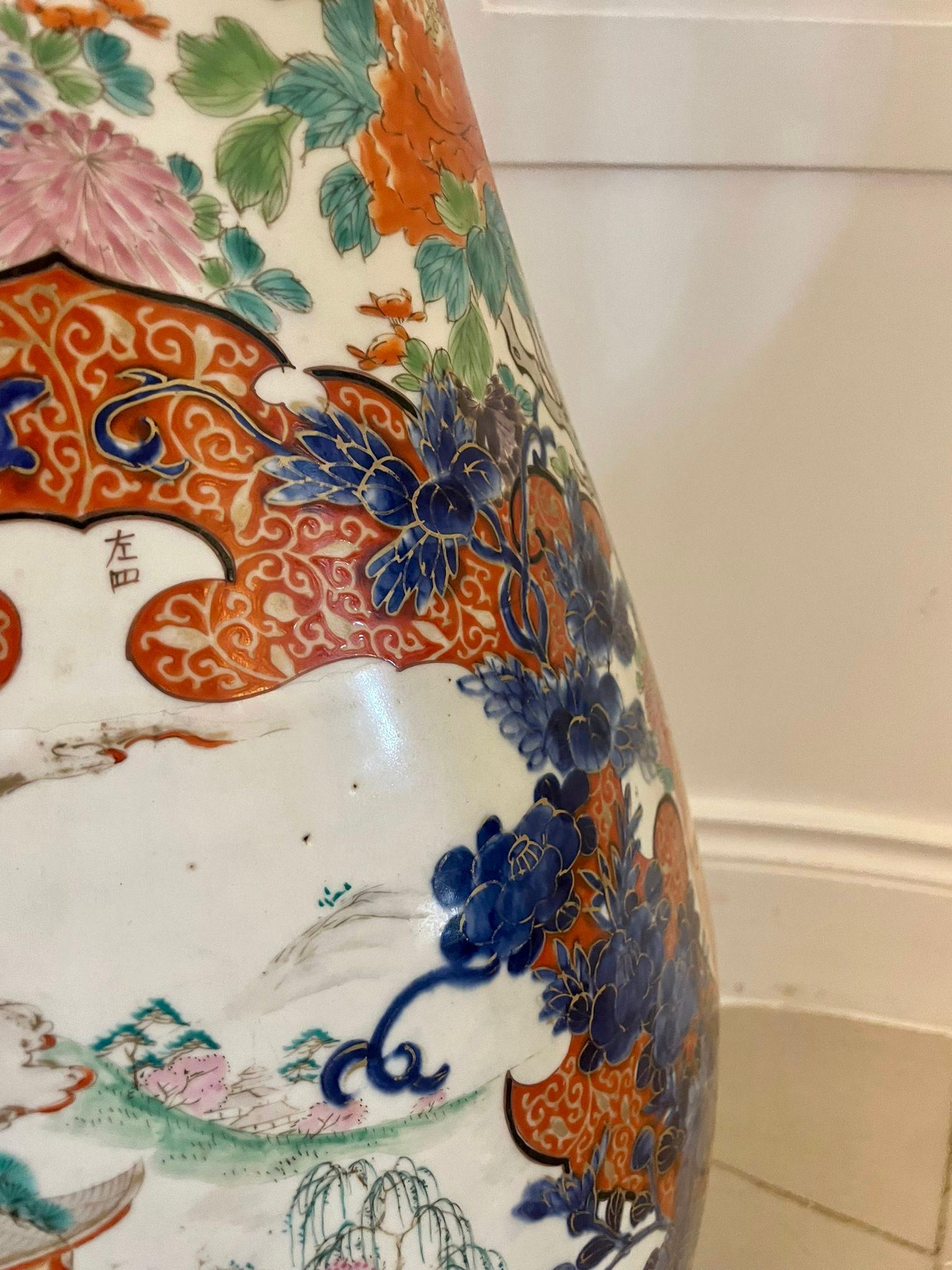 Large Antique 19th Century Quality Japanese Imari Floor Standing Vase  In Good Condition For Sale In Suffolk, GB