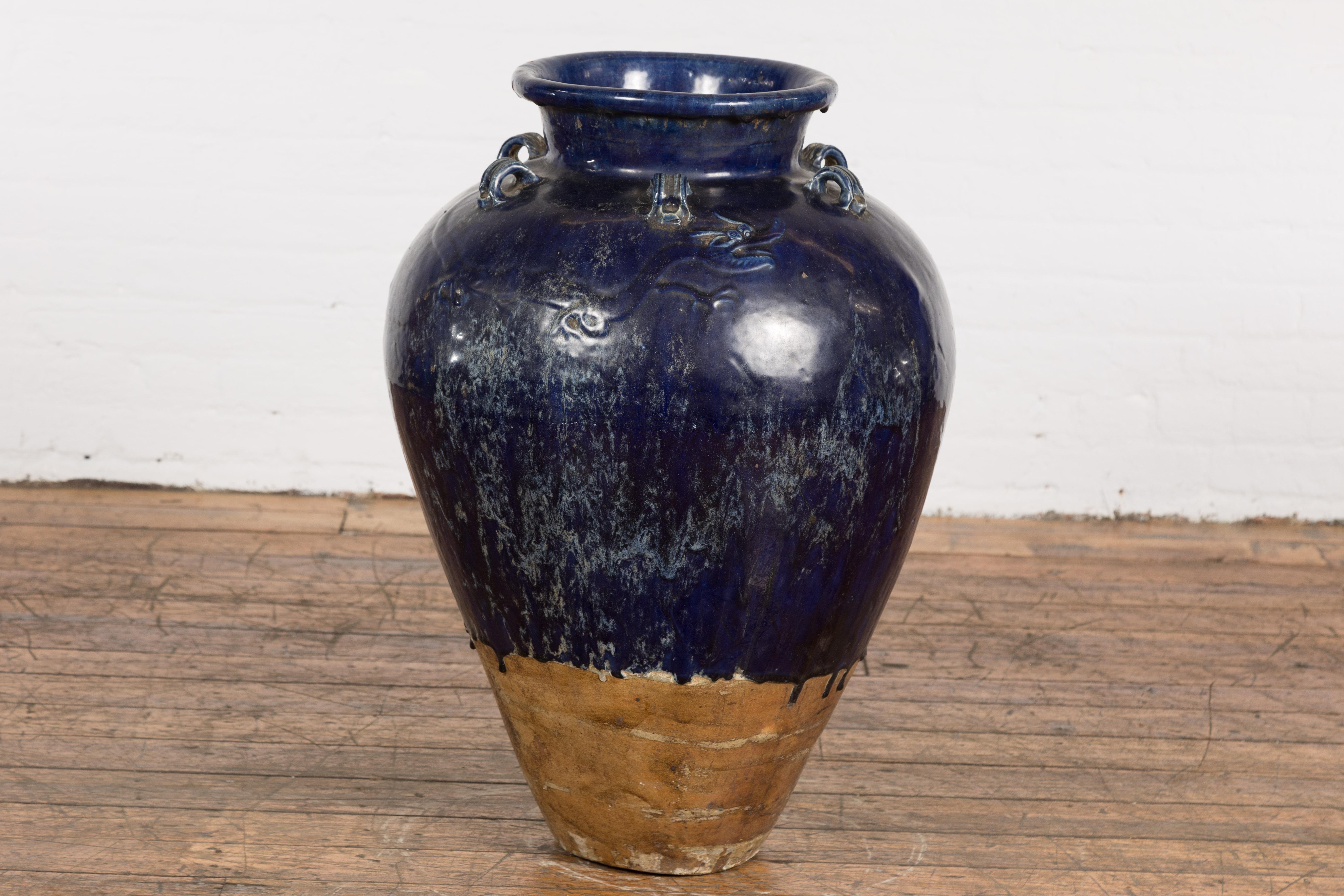 Large Antique 19th Century Thai Cobalt Blue Martaban Jar with Dragon Motif In Good Condition For Sale In Yonkers, NY