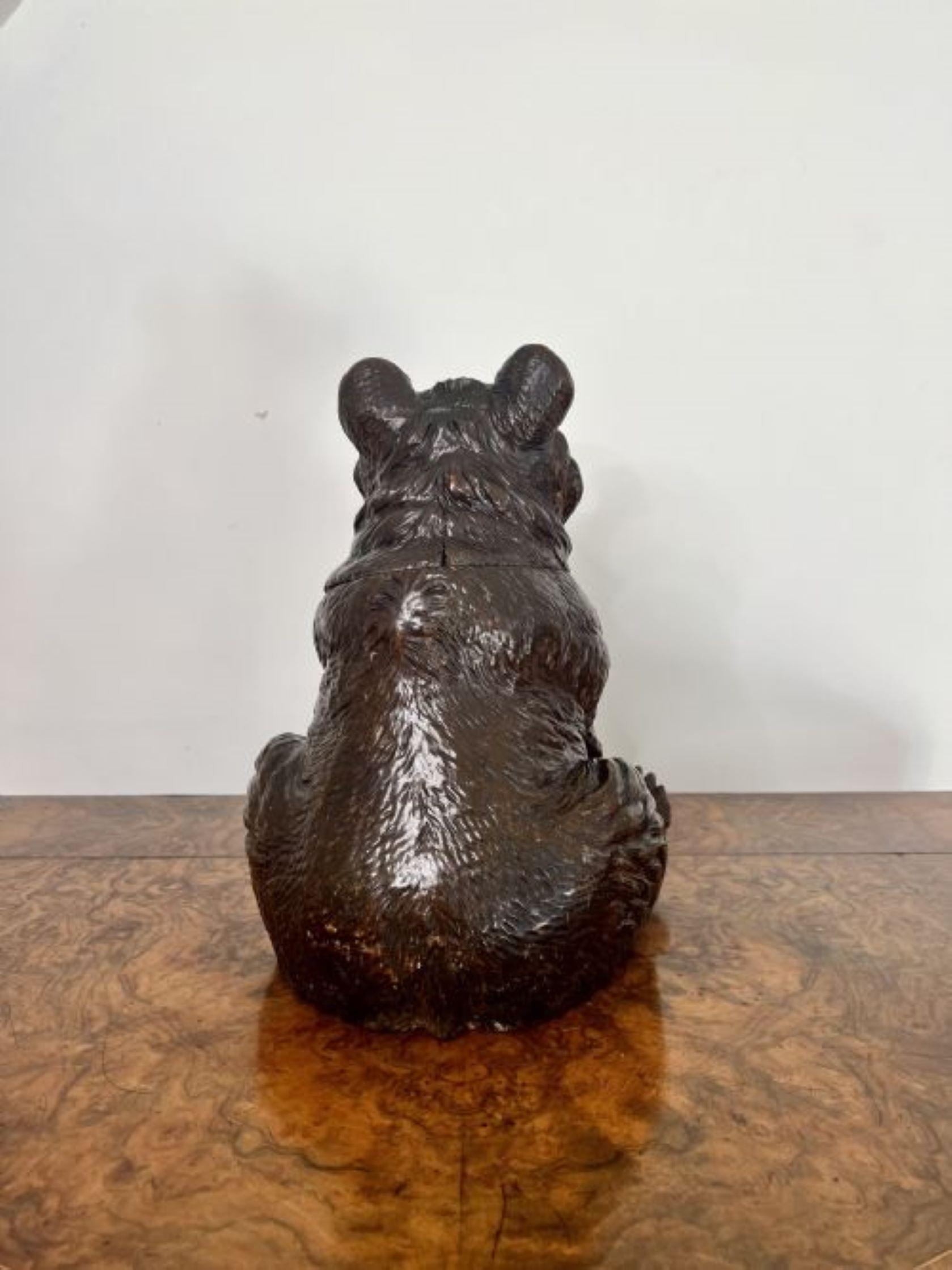 Grand ours ancien du 19e siècle de qualité victorienne sculpté Black Forest  en vente 2