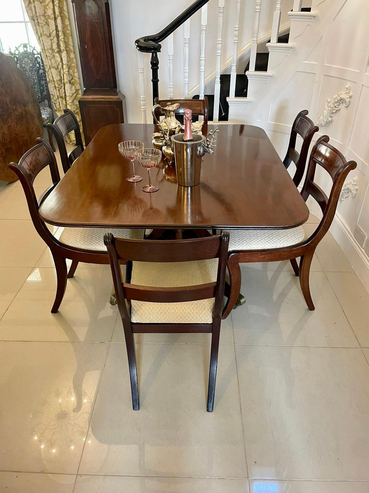 Large Antique 6 Seater Regency Quality Figured Mahogany Dining Table Bon état - En vente à Suffolk, GB