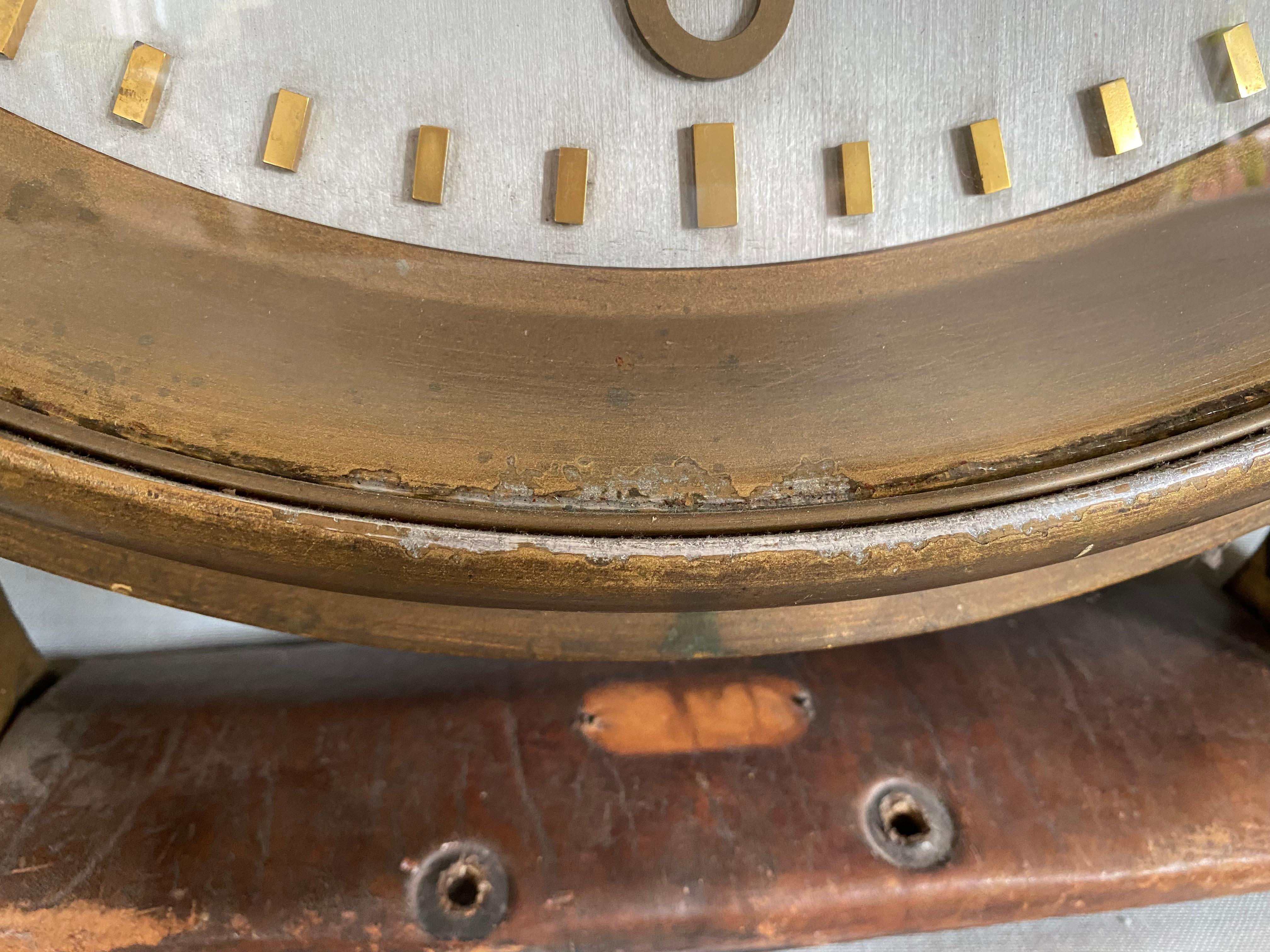 Große antike Advertisement-Armbanduhr der Schweizer Uhrmacherin „Certina“ im Angebot 1