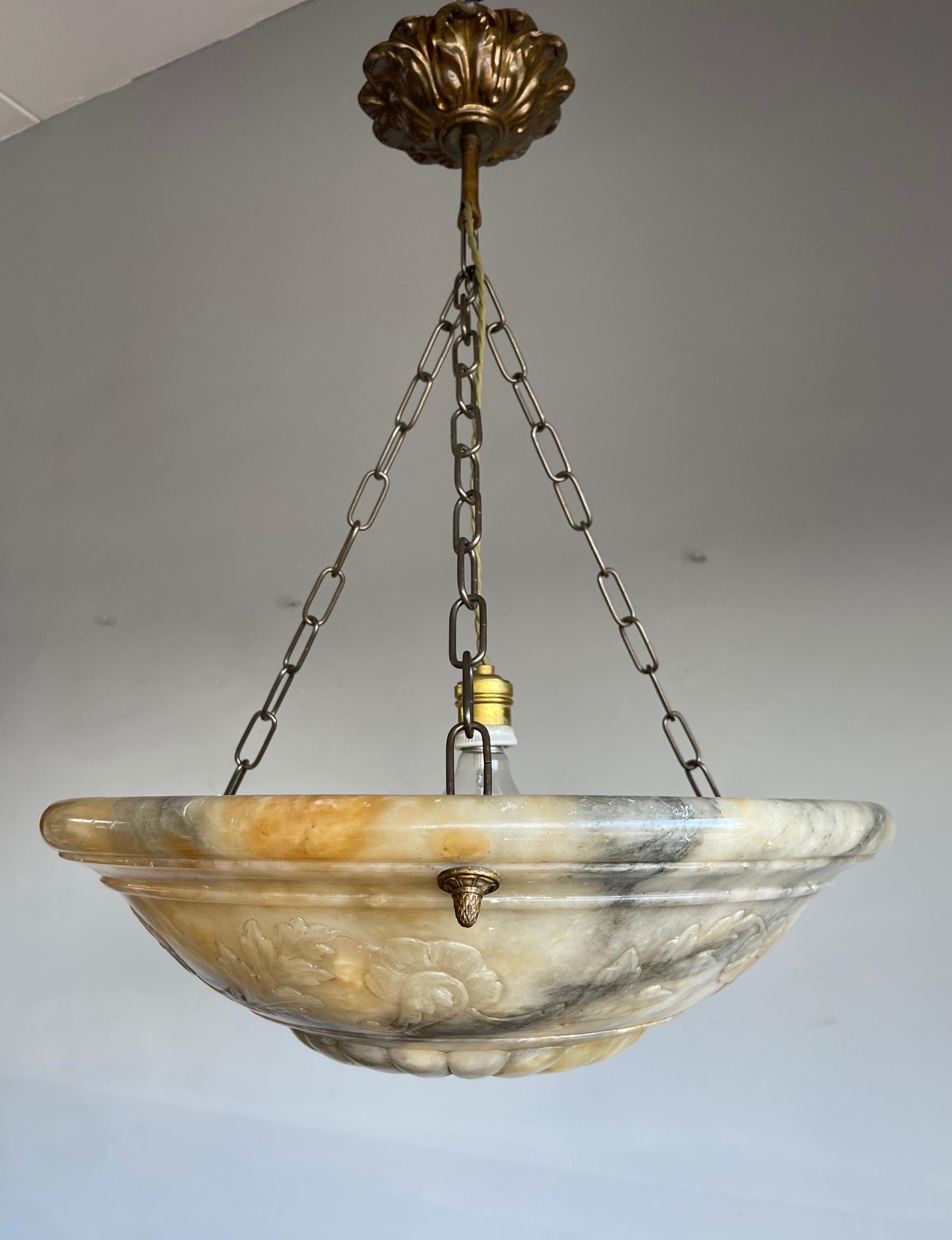 First Class Arts & Crafts Alabaster Pendant Light w. Hand Carved Flower Garland In Excellent Condition In Lisse, NL