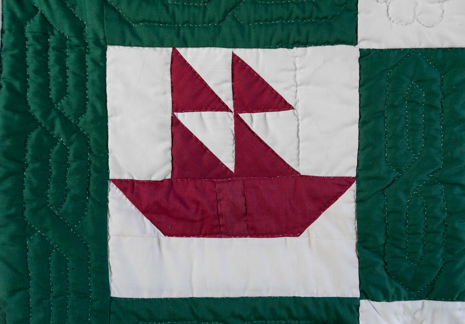 Colcha antigua americana cosida a mano, patrón de bloque de velero, principios del siglo XX en venta 2