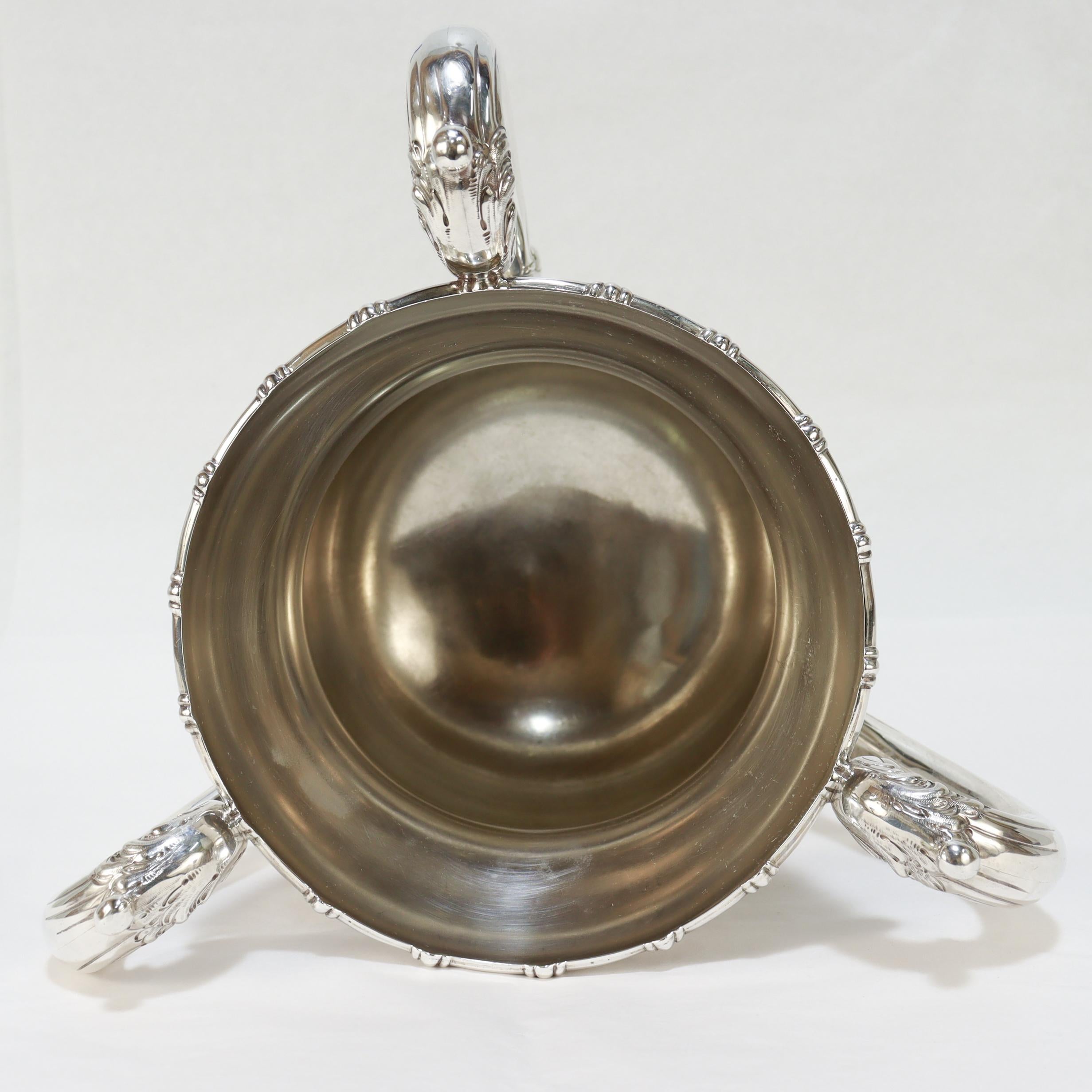 Grande tazza antica in argento Sterling Silver di Howard & Co. in vendita 5