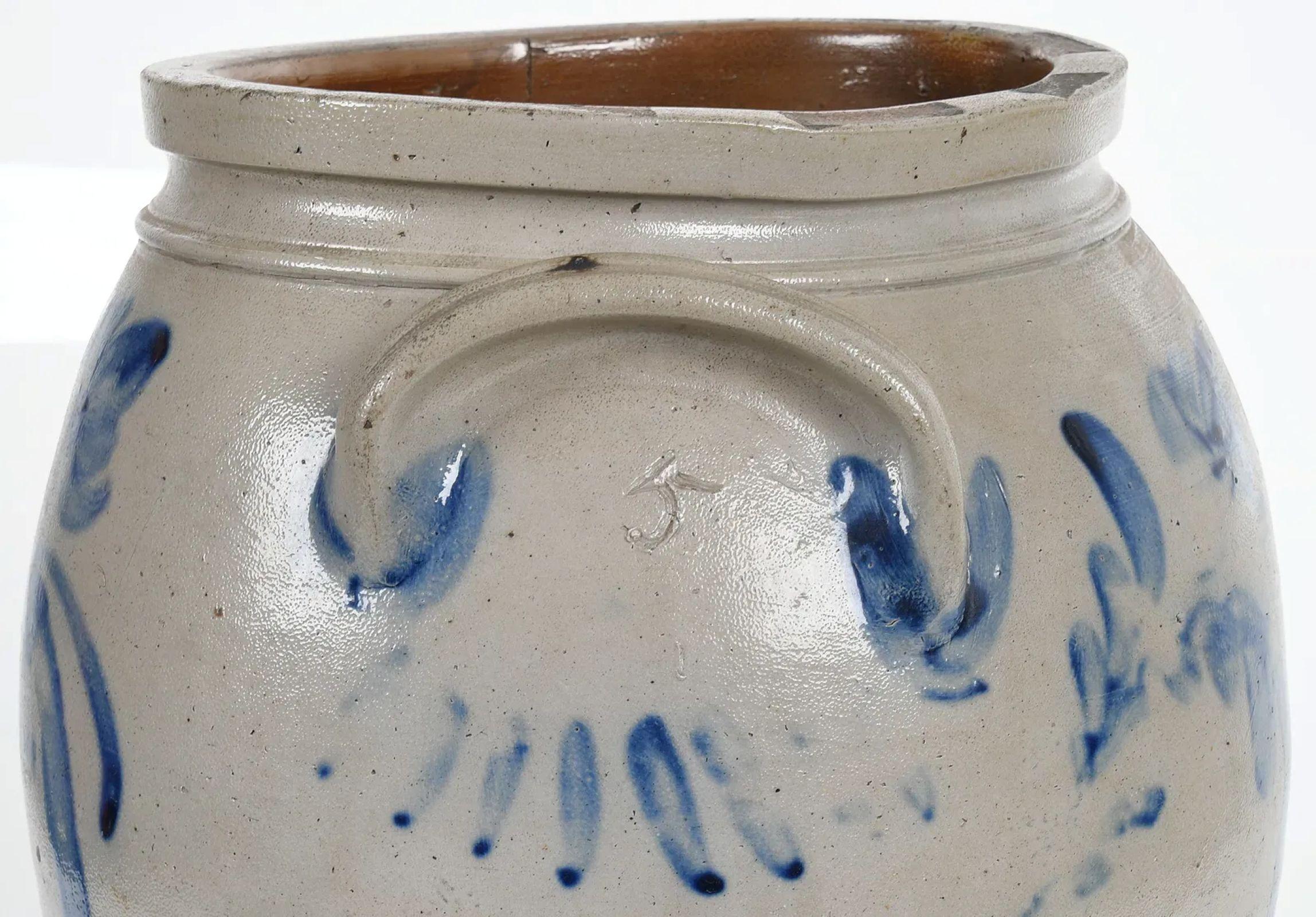Grande cruche ancienne en grès américain, décoration bleu cobalt, 19e siècle (5 gallons) Bon état - En vente à Houston, TX