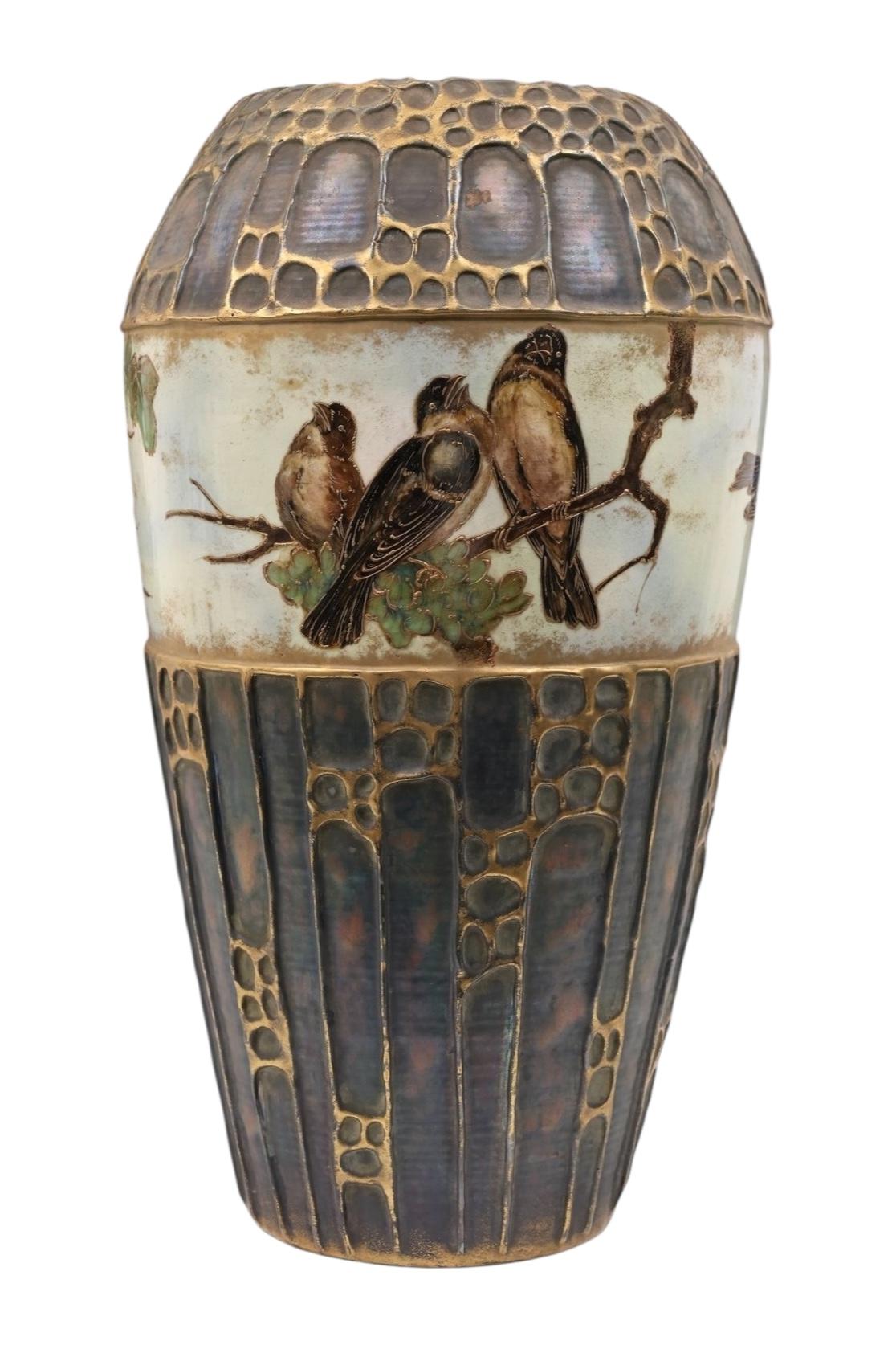 Large Antique Amphora Vase -- 18 Inch Height In Good Condition For Sale In New York, NY