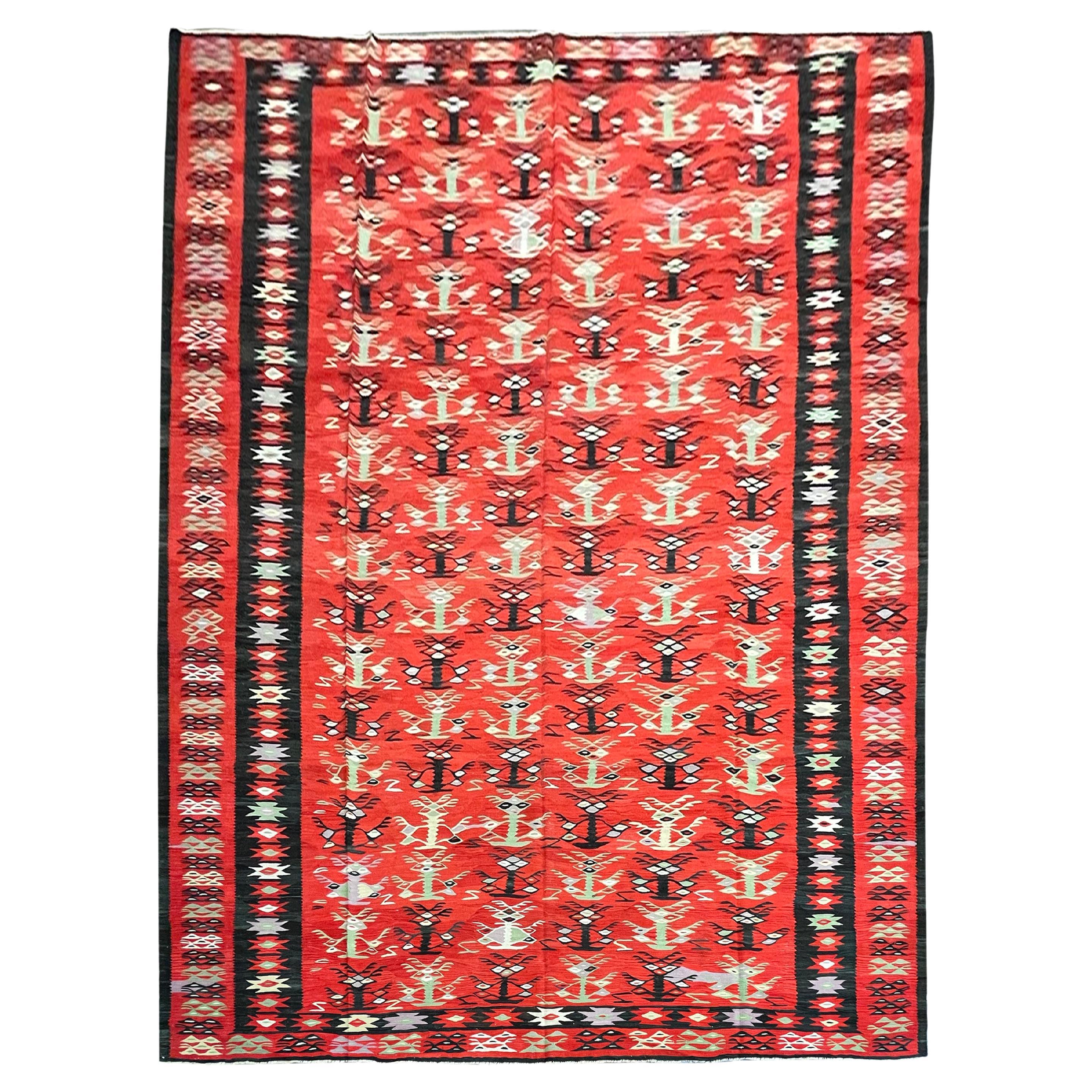 Grand tapis Kilim anatolien ancien fait à la main en laine rouge tissé à plat