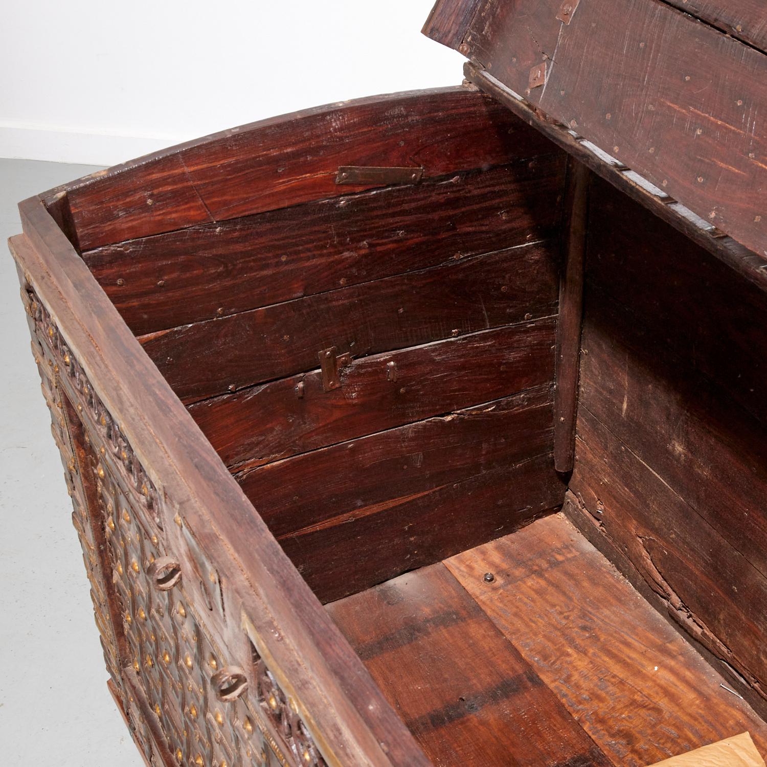 Large Antique Anglo-Indian Ironbound Pitara Coffer with Hammered Copper Elements For Sale 1