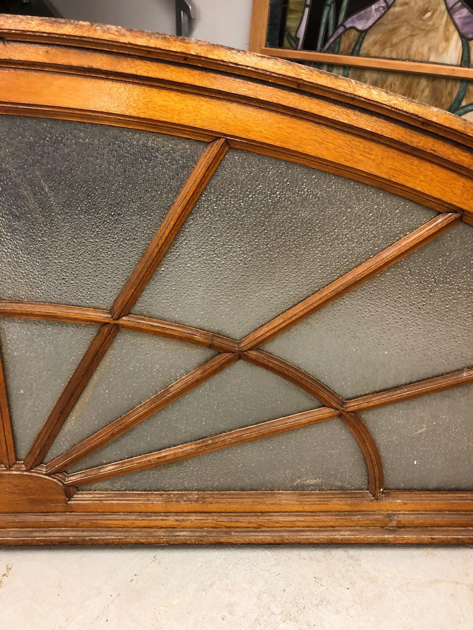 Large Antique Arched Transom Palladian Window in a Oak Frame Early 20th Century  For Sale 1