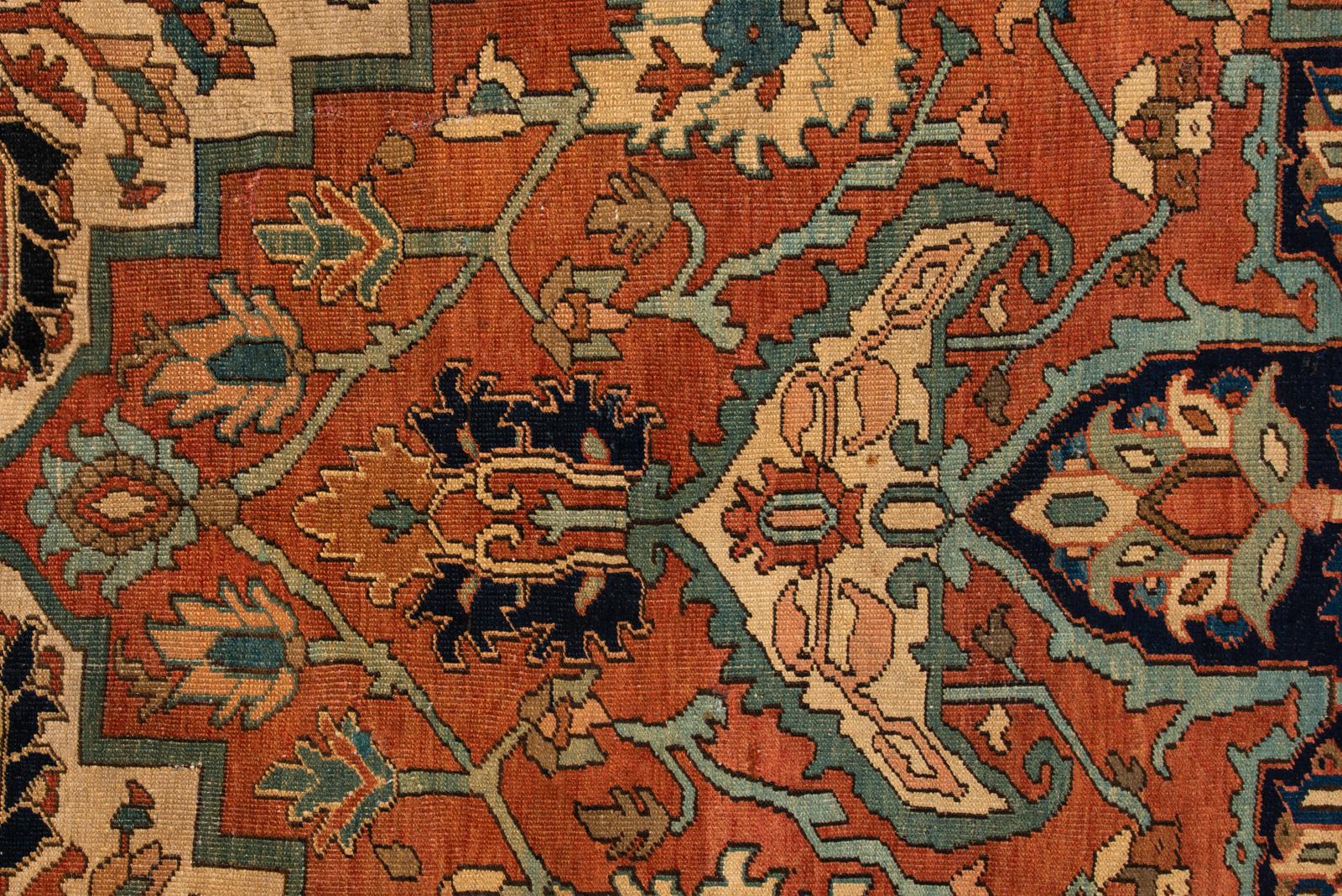 Large Antique Oriental  Carpet In Excellent Condition For Sale In Alessandria, Piemonte