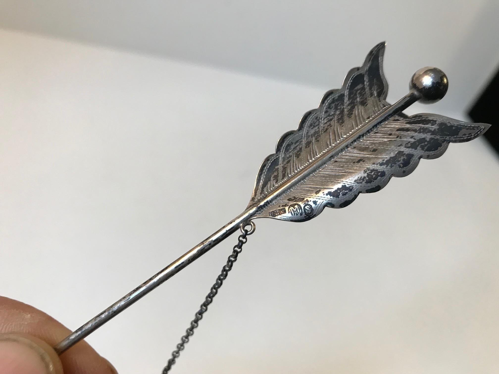 Large Antique Arrow Hatpin in Silver by Marius Sørensen, circa 1900 In Good Condition For Sale In Esbjerg, DK