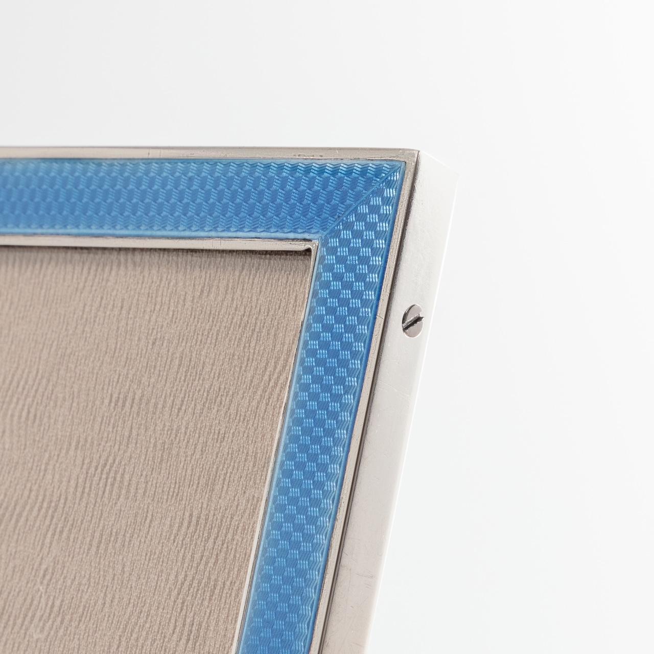 Art Déco Grande portafoto d'epoca Art Deco in argento e smalto guilloché Londra 1932 in vendita