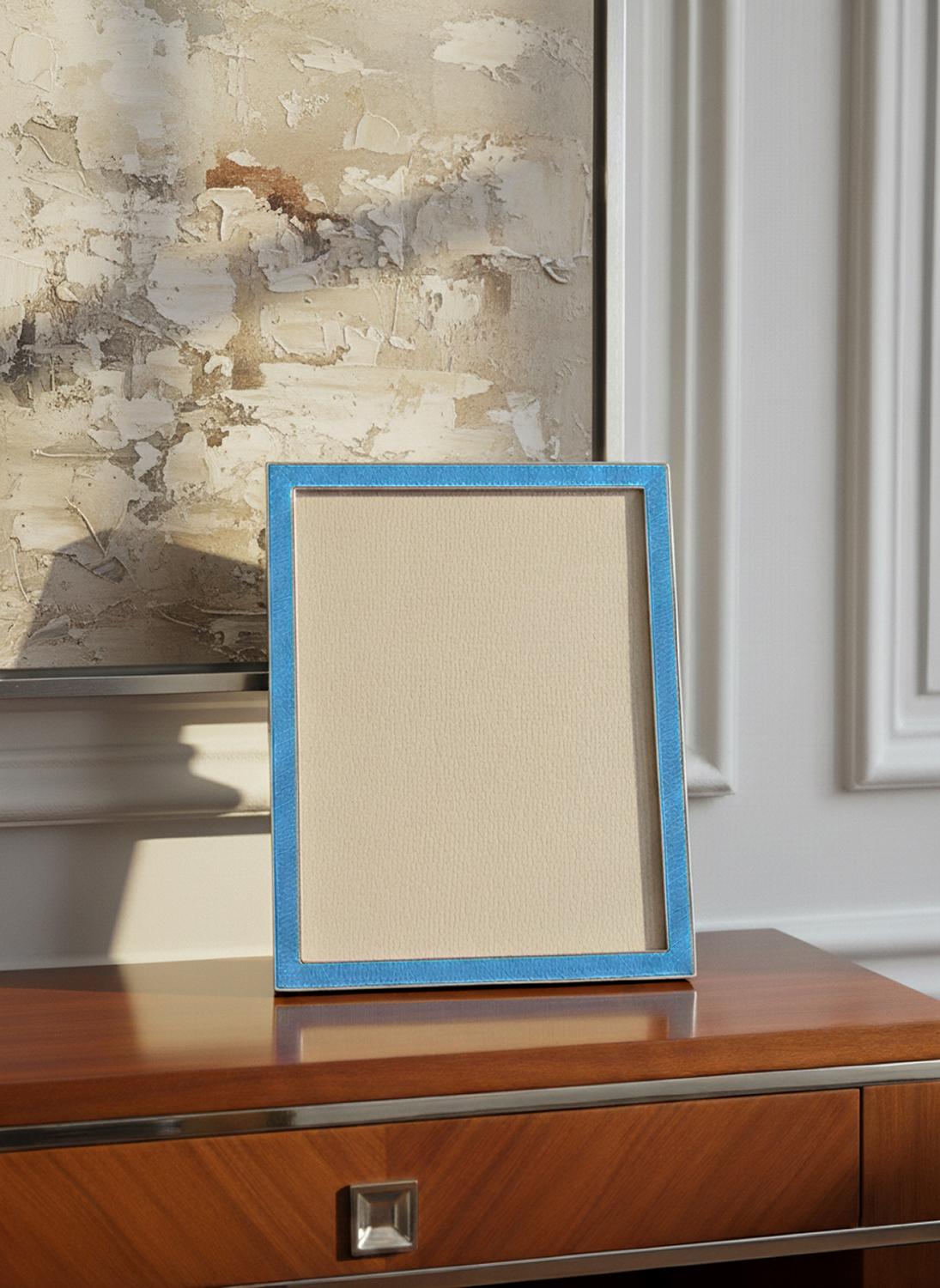 Inglese Grande portafoto d'epoca Art Deco in argento e smalto guilloché Londra 1932 in vendita