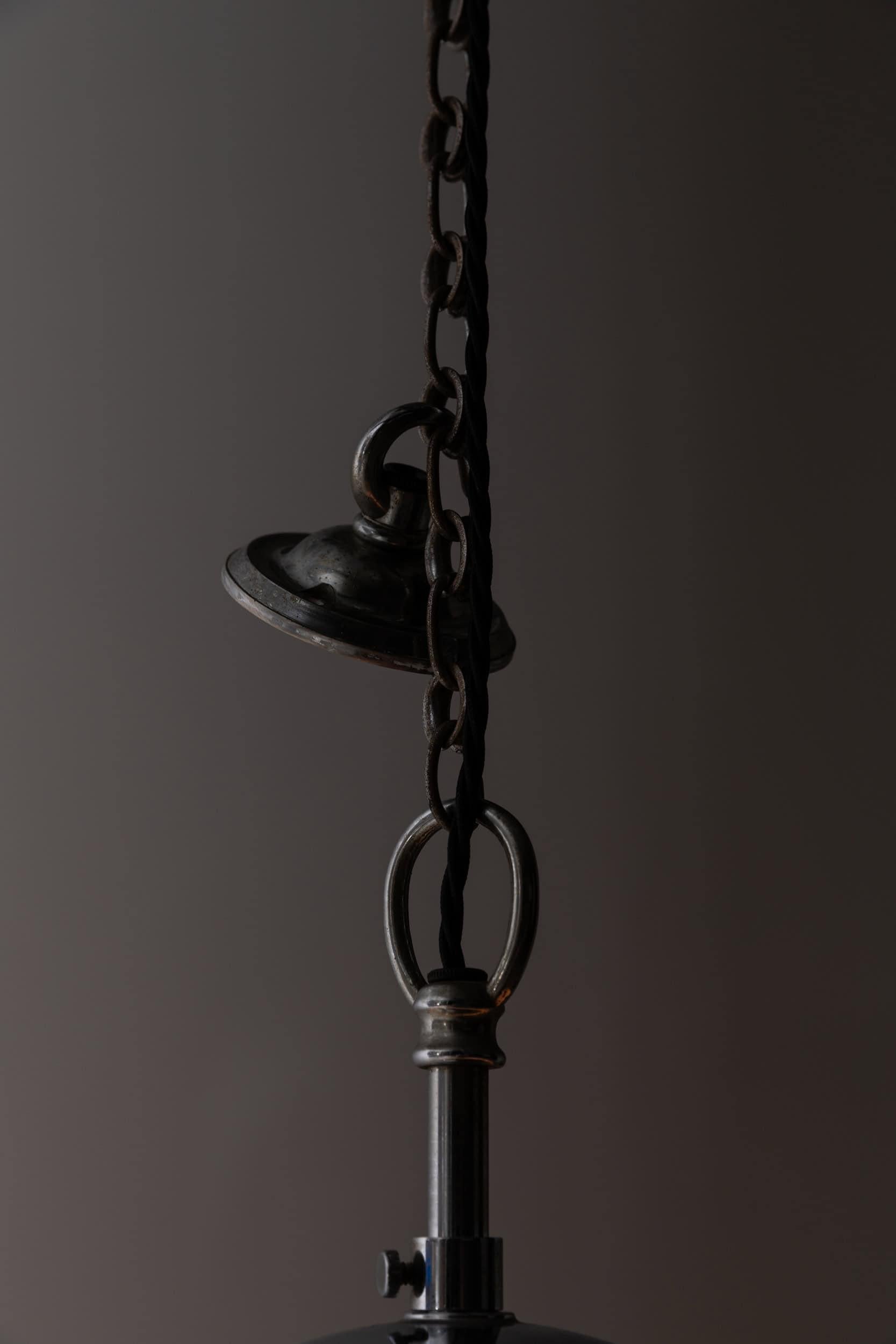 Gran Lámpara Colgante Antigua Art Decó Tulipa de Vidrio Opalino, C.1930 en venta 1