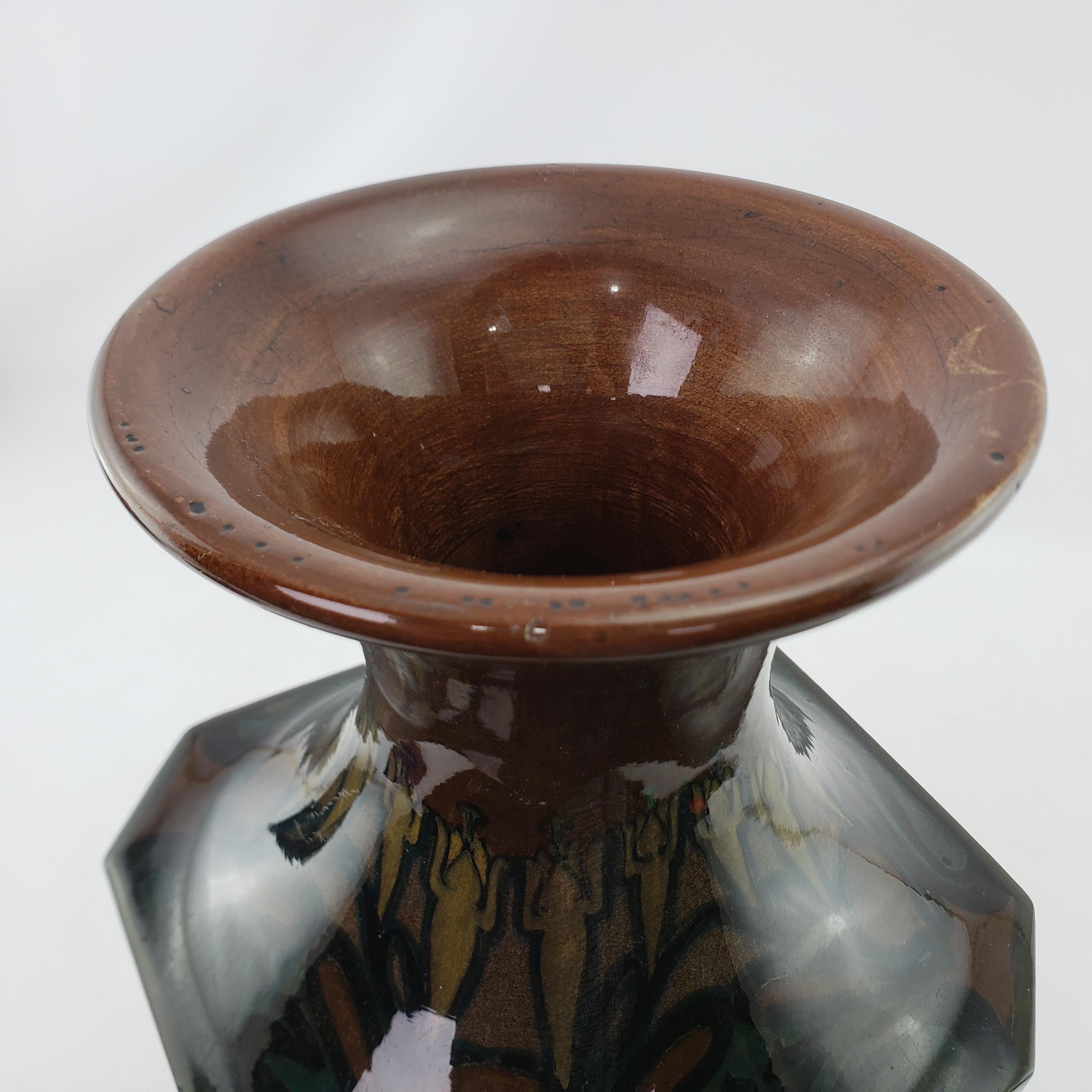Grand vase ancien en poterie d'art Art nouveau de Rozenburg avec décoration de paysage en vente 9