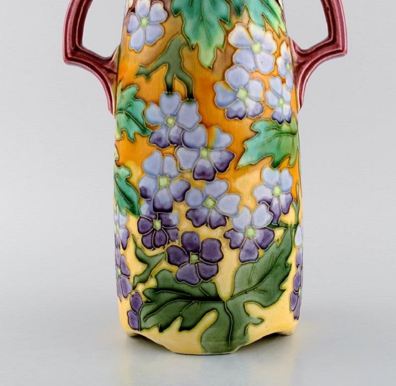 Large Antique Art Nouveau Vase with Handles in Glazed Ceramics In Excellent Condition For Sale In Copenhagen, DK