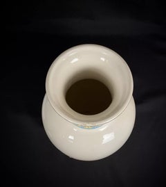 Grand vase asiatique ancien - Motifs floraux et traditionnels - Signé - 2Y395
