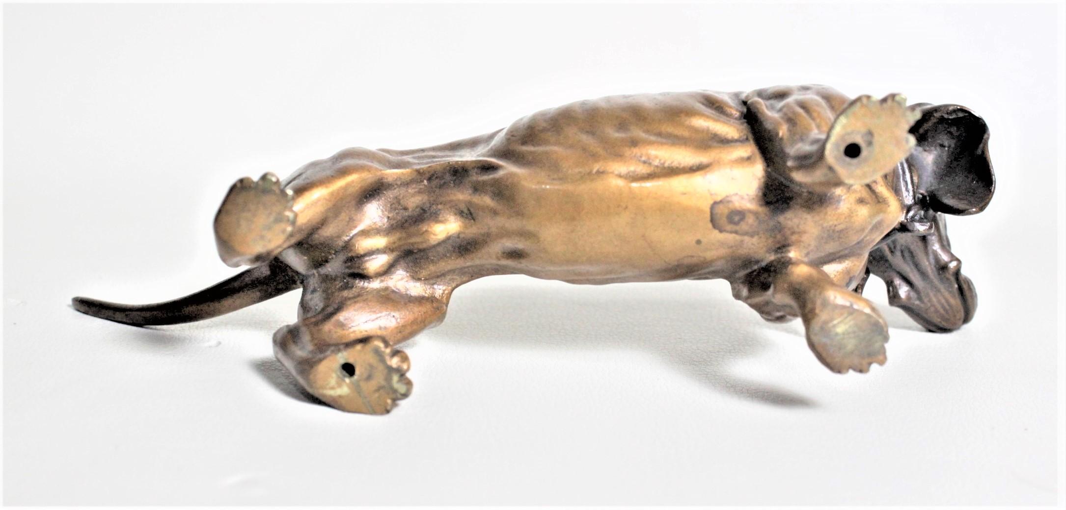 Große antike österreichische Kaltbemalte Bronze- Basset-Hunde-Figur im Zustand „Gut“ im Angebot in Hamilton, Ontario