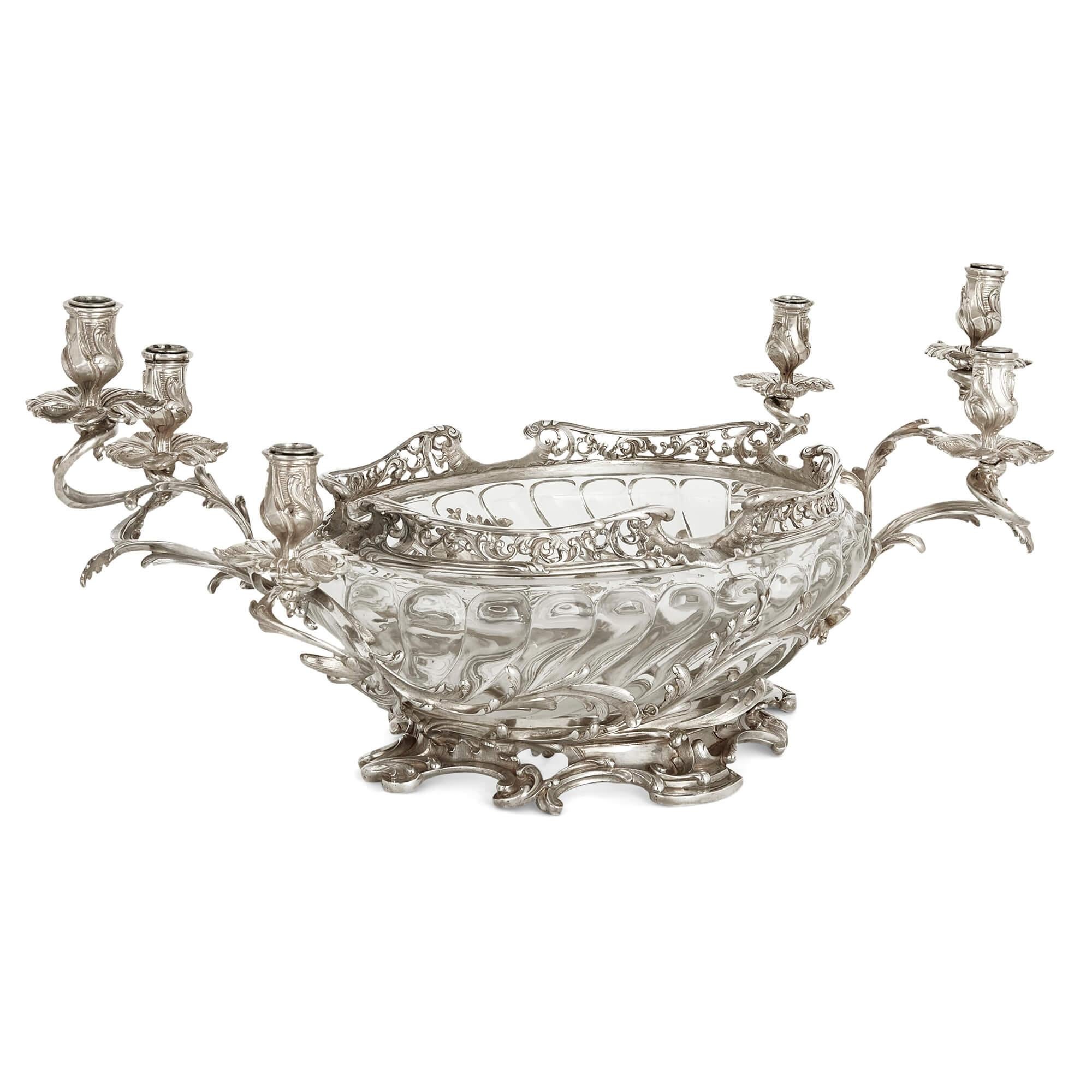 Gran guarnición austriaca antigua de plata y cristal de Schwarz & Steiner Rococó en venta