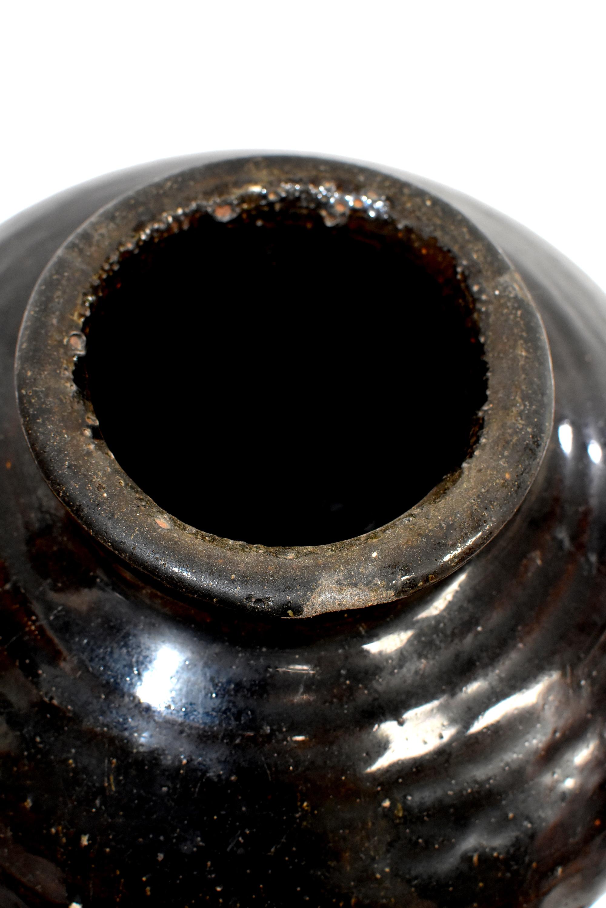 Grande jarre noire ancienne:: poterie chinoise faite à la main 8