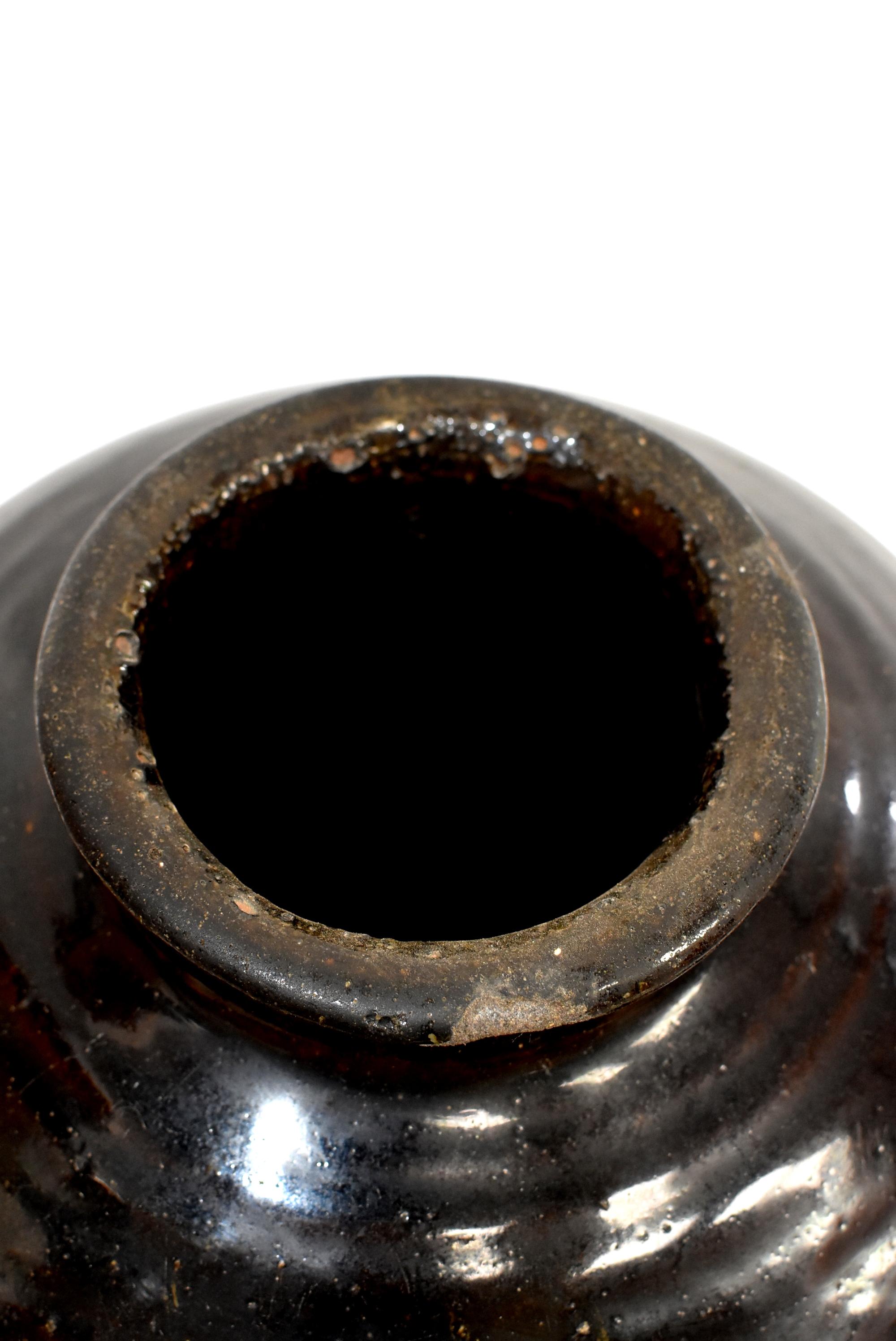 Grande jarre noire ancienne:: poterie chinoise faite à la main 9