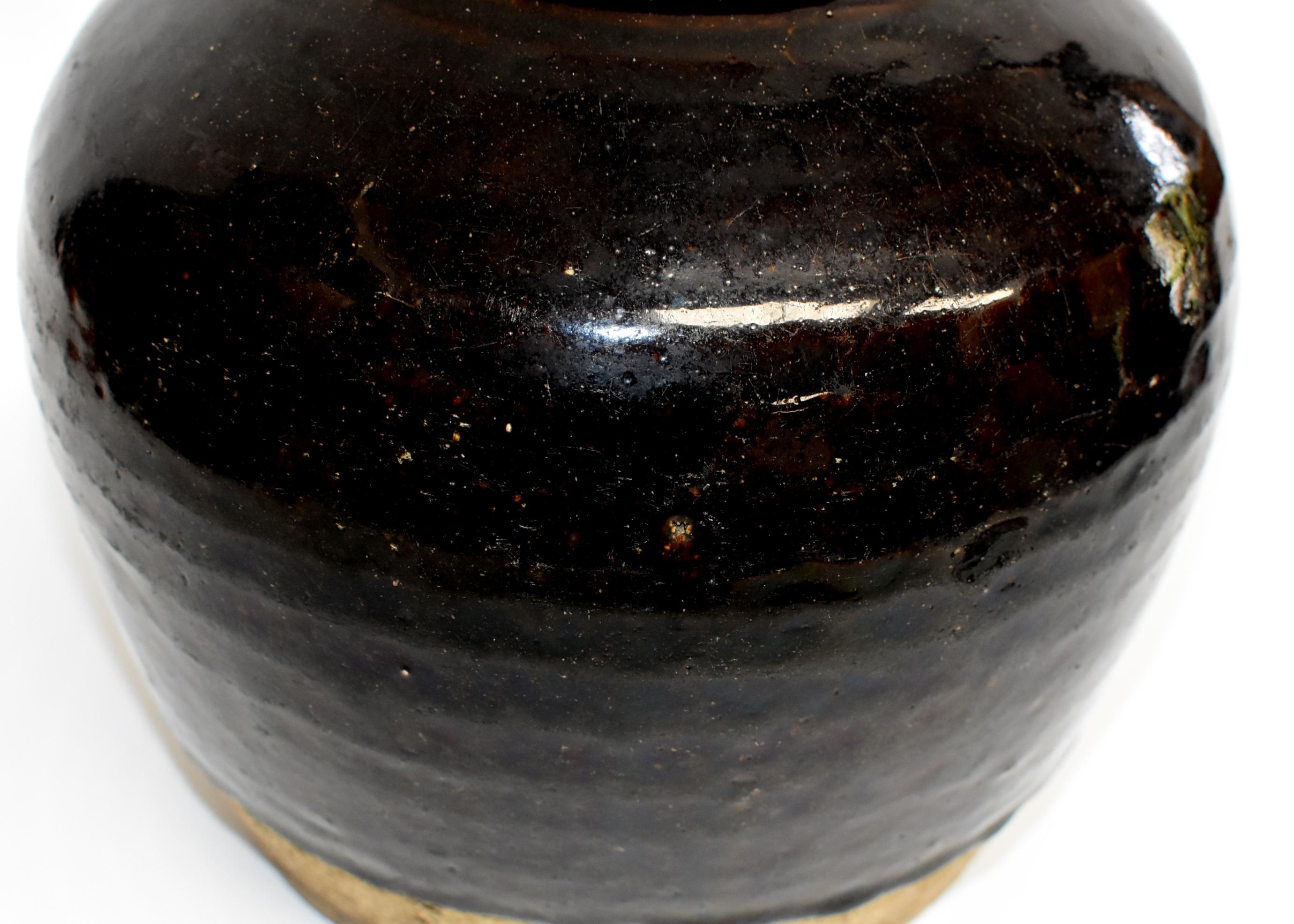 Chinois Grande jarre noire ancienne:: poterie chinoise faite à la main