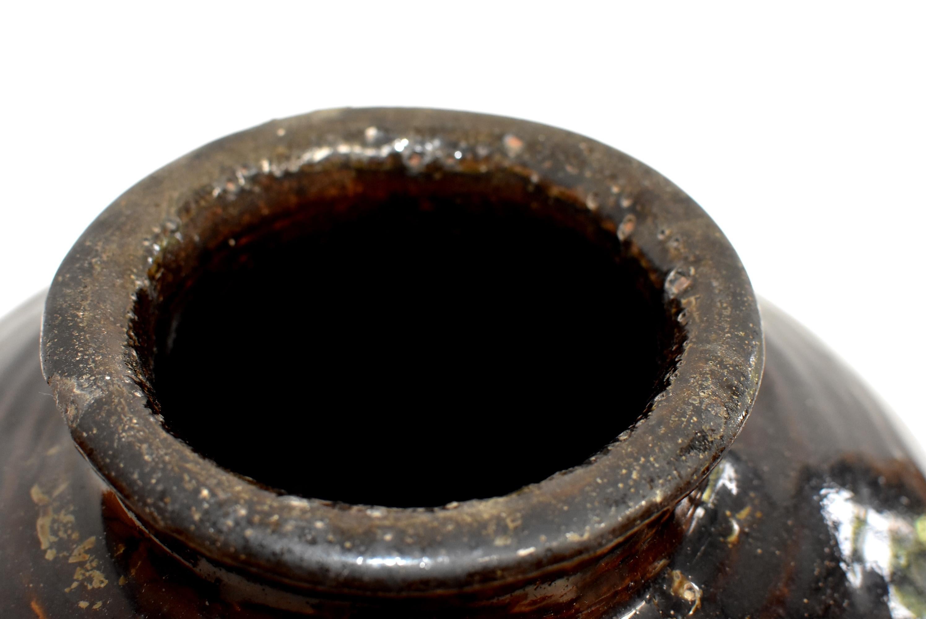 XIXe siècle Grande jarre noire ancienne:: poterie chinoise faite à la main