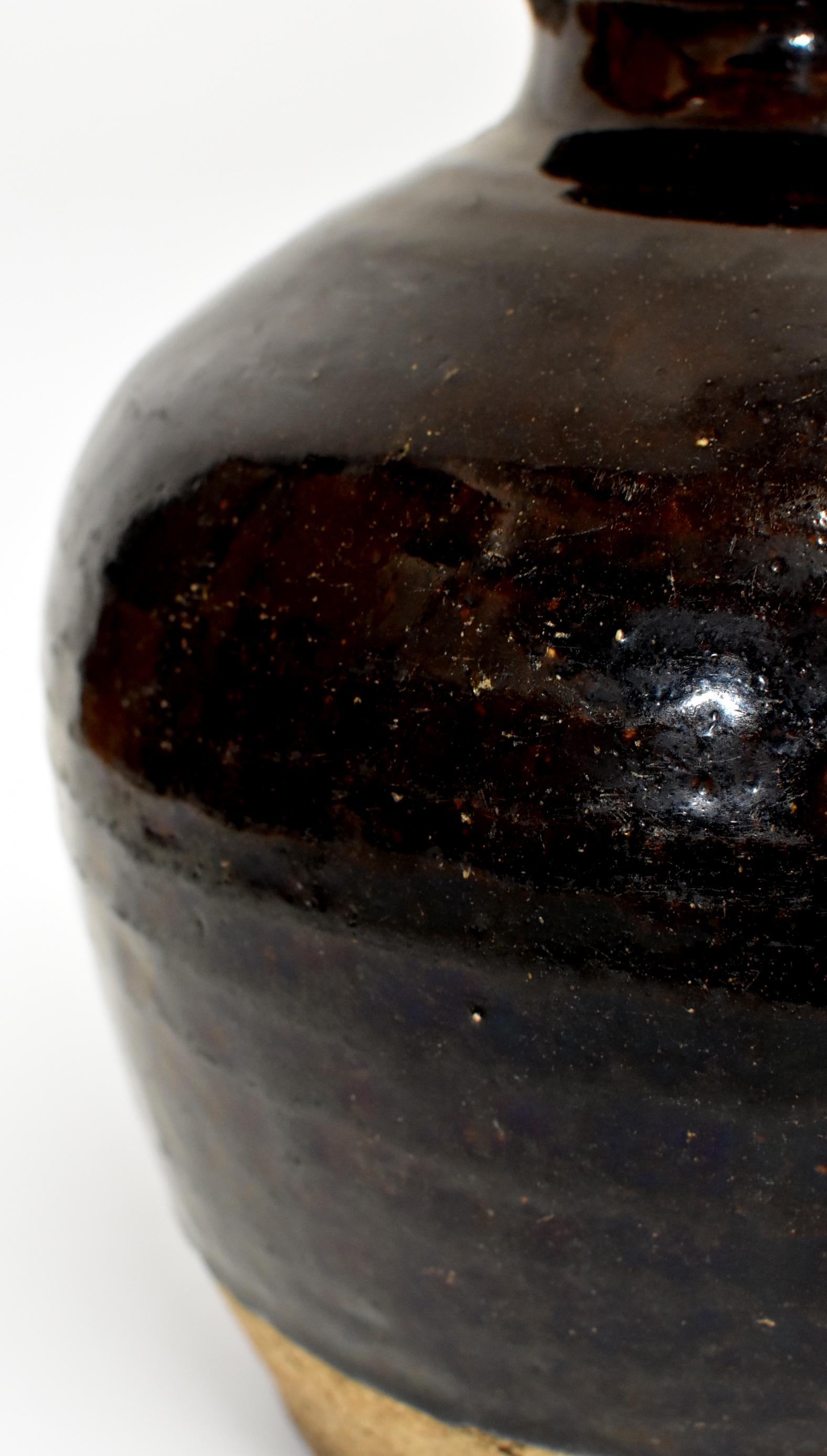 Grande jarre noire ancienne:: poterie chinoise faite à la main 1