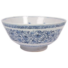 Grand bol à punch antique de Delft bleu et blanc peint à la main vers 1780