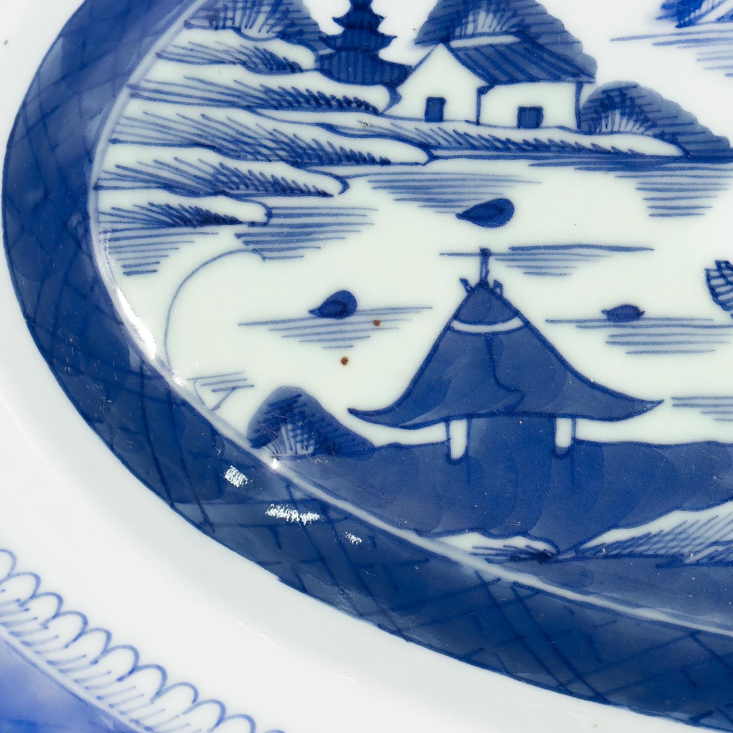 Large Antique Blue & White Canton Chinese Export Porcelain Fish Platter or Tray For Sale 10