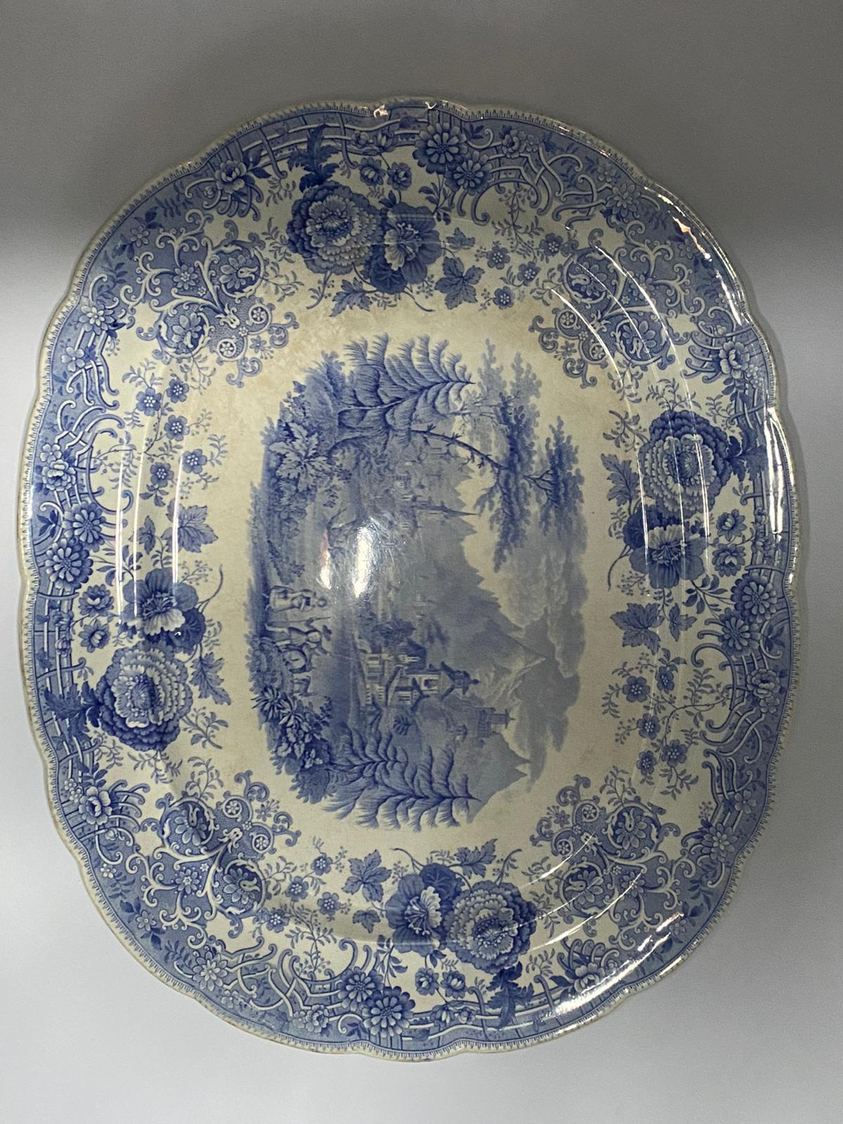 Plato grande antiguo azul y blanco para carne Cerámico en venta