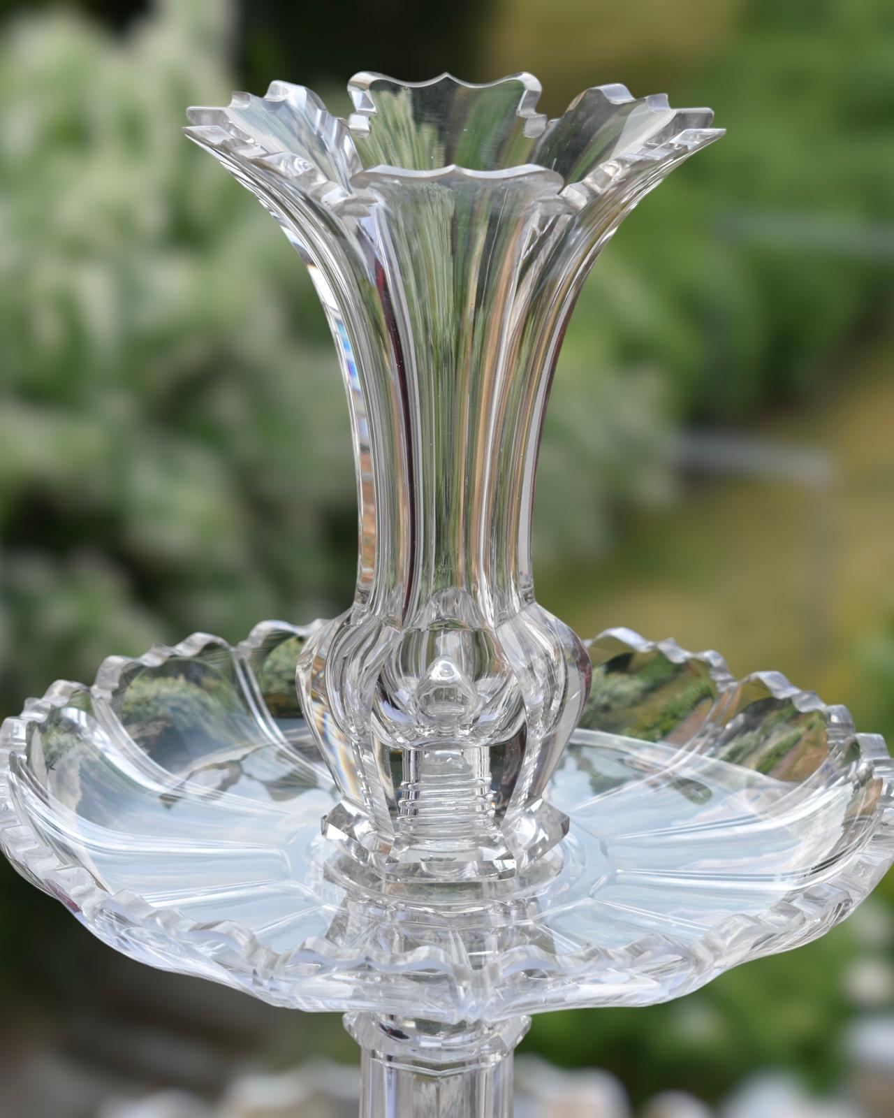Large Antique Baccarat Crystal Glass Epergne, Centerpiece, 19th Century In Good Condition For Sale In Rostock, MV