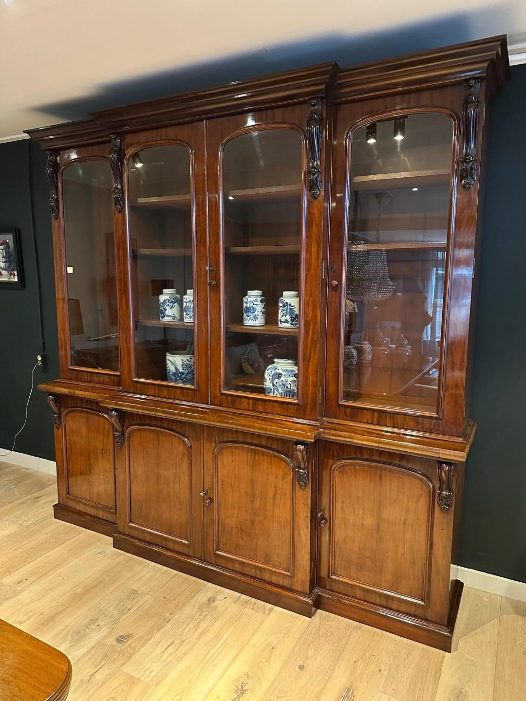 Large antique bookcase In Good Condition For Sale In Eindhoven, NL
