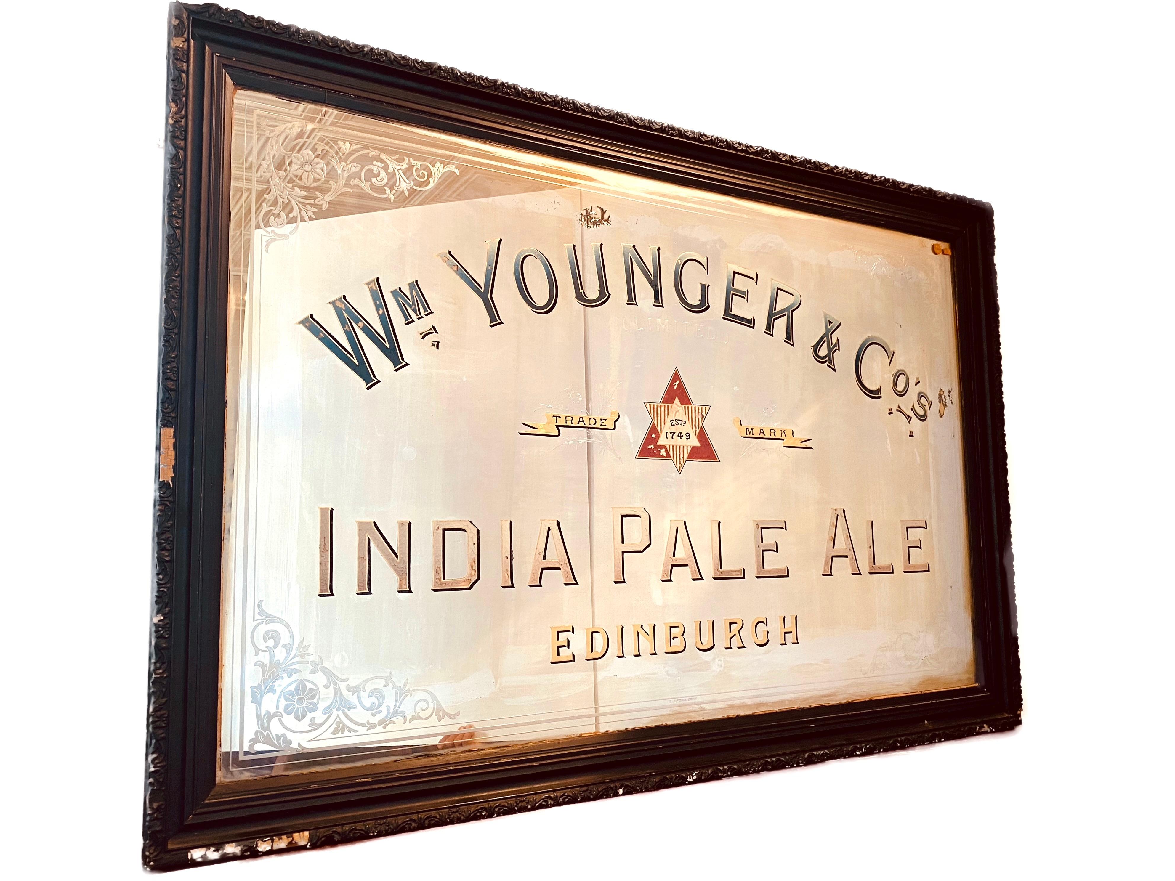 Magnifique miroir publicitaire ancien pour la bière IPA de la brasserie Younger (William Younger & Company) était une brasserie d'Édimbourg qui, après des débuts modestes en 1749, est devenue l'une des principales entreprises commerciales de la