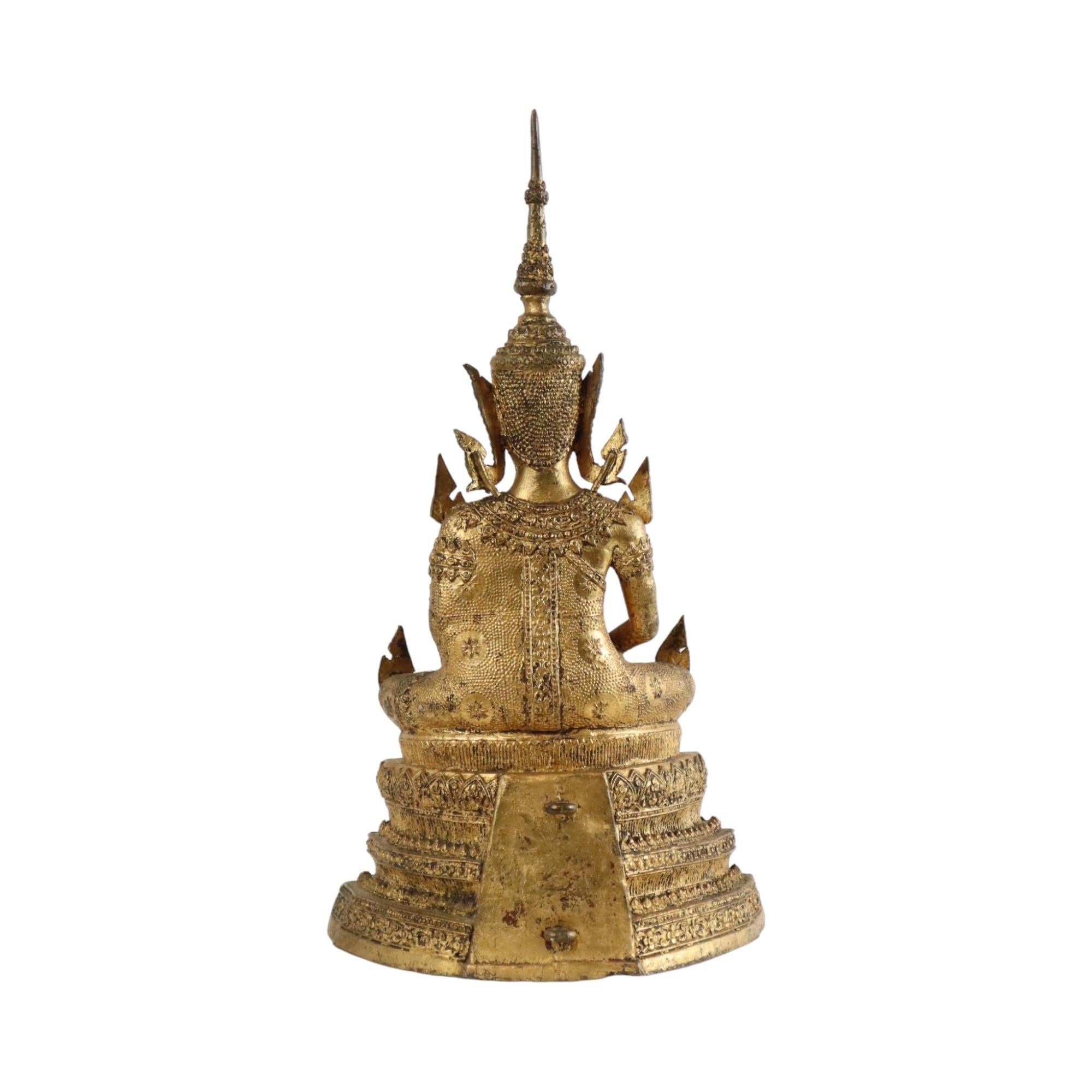 Large Antique Bronze Buddha 24 Carat Gold 19th Century Thailand For Sale 2