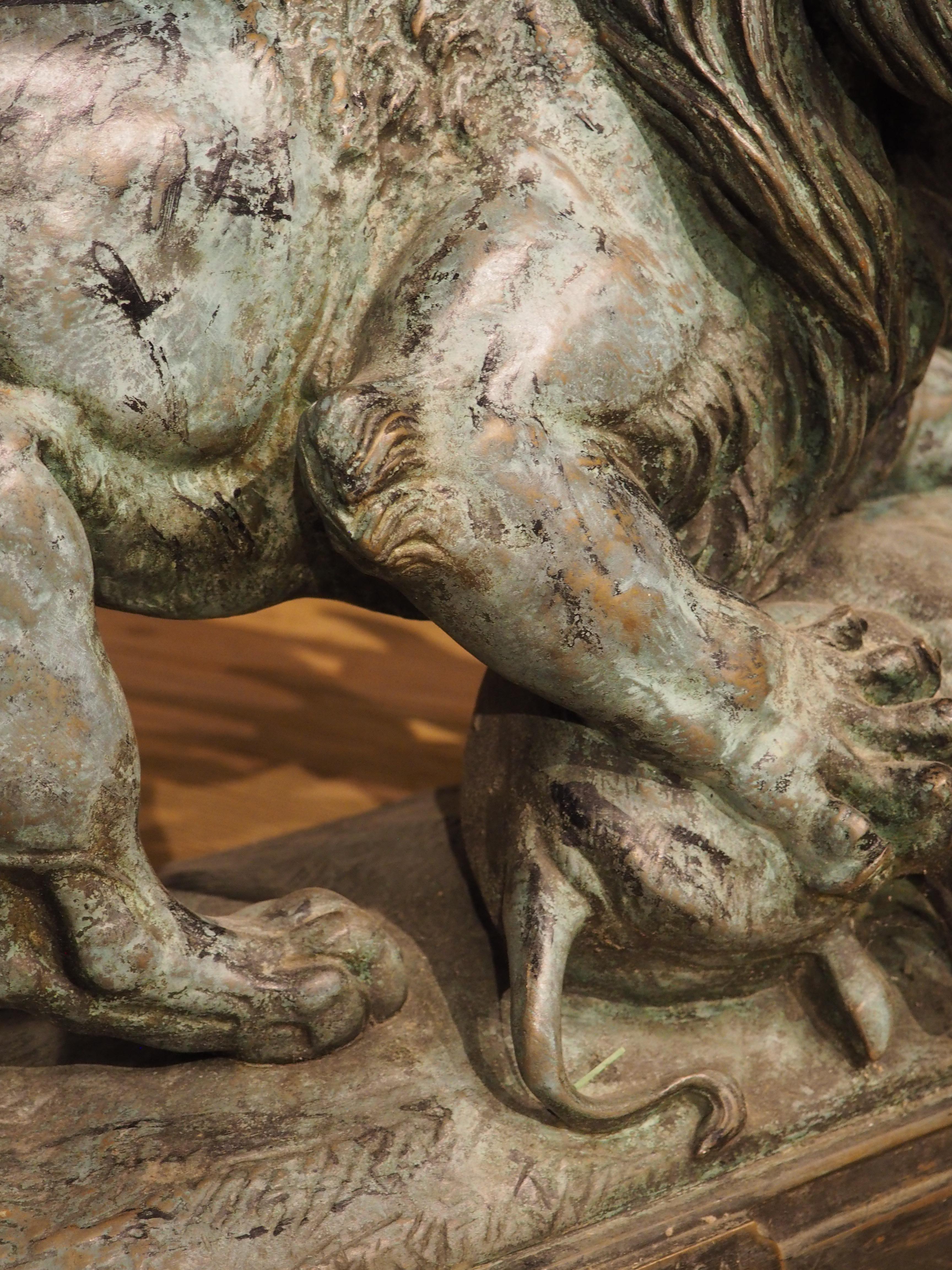 Grand bronze ancien, le lion du Senegal attachant une Antilope-Delabrierre 1866 7