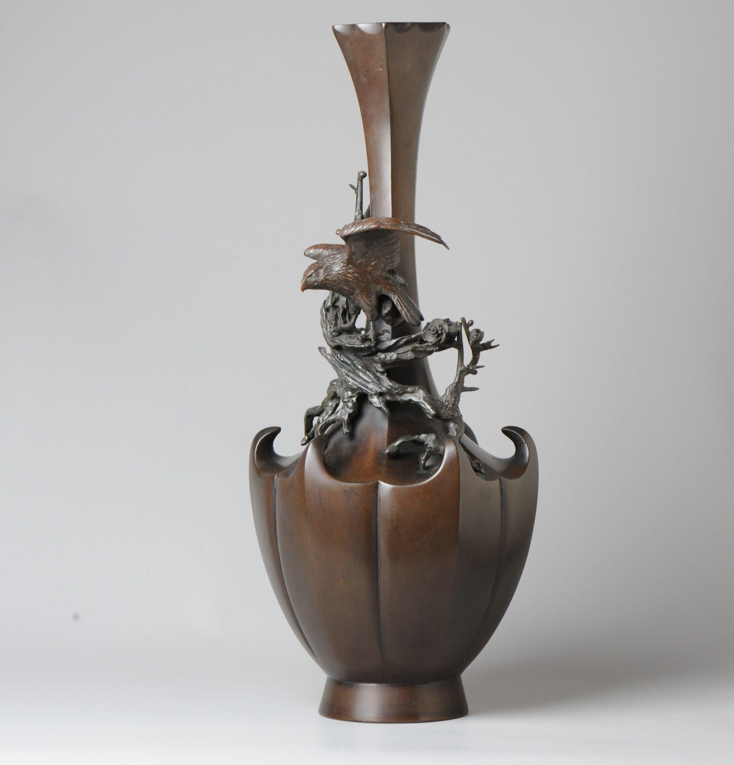 Japanese Large Antique Bronze Vase Decorated Genryusai Seiya Eagle Bird of Prey For Sale