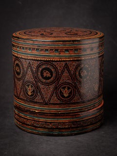 Large antique Burmese lacquerware betelnut box from Burma