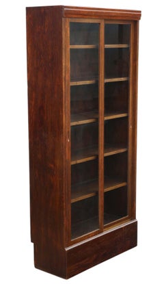 Großes antikes Bücherregal aus Eiche von ca. 1925 - Hochwertiger Vitrinenschrank
