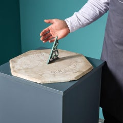 Gran placa de reloj de sol antiguo de mármol de Carrara