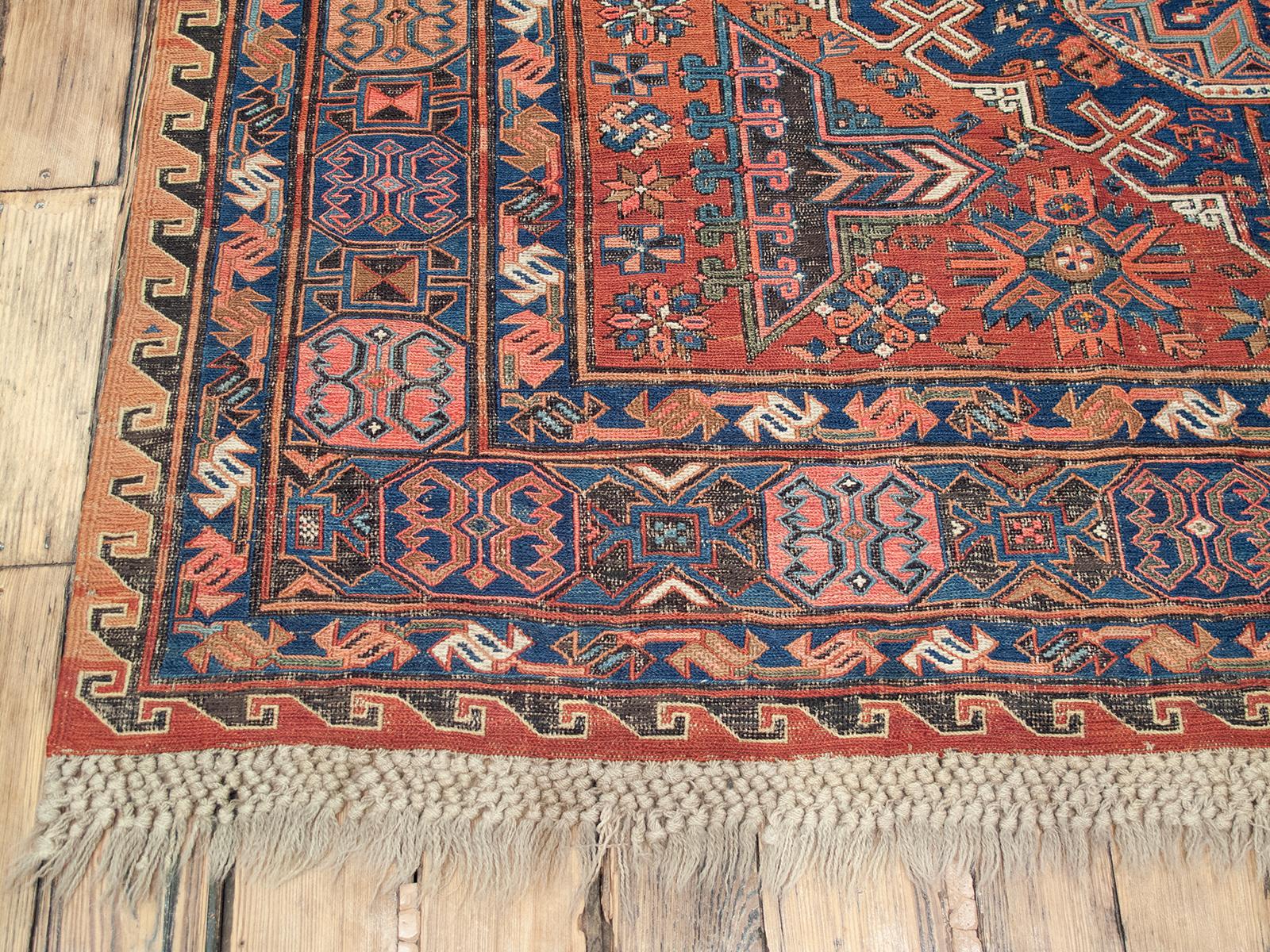 Großer antiker kaukasischer „Sumak“-Teppich (DK-125-4) im Angebot 1