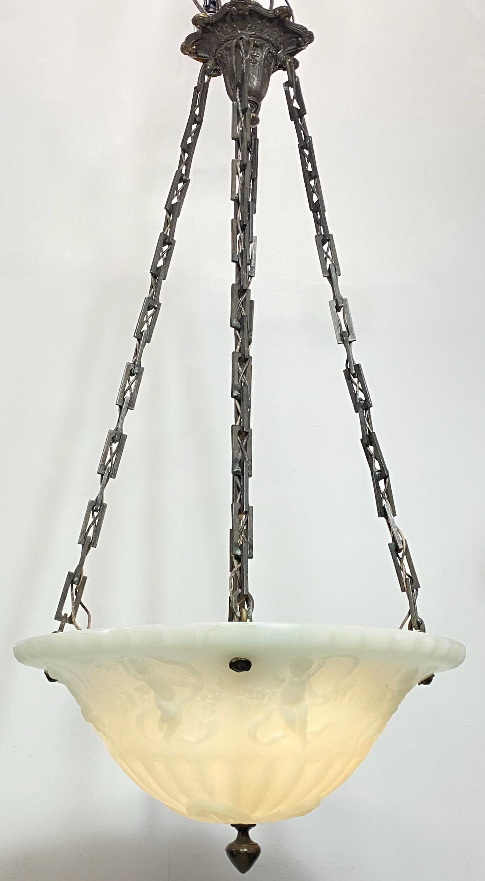 Grand verre ancien Chicago Glass Co. Luminaire suspendu en verre coulé, vers 1915 Bon état - En vente à San Francisco, CA