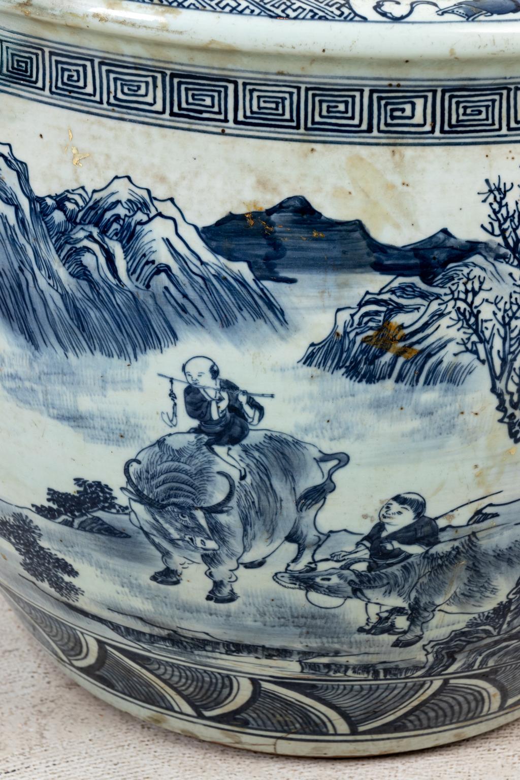 19th Century Large Antique Chinese Blue and White Cache Pot