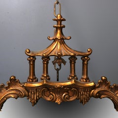 Großer antiker chinesischer Chippendale-Giltwood-Pagodenspiegel:: um 1930
