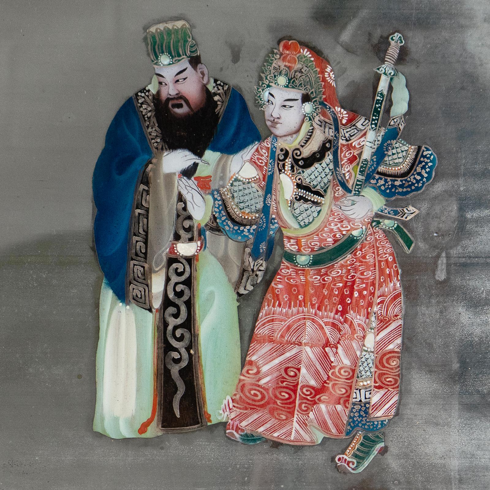 Chinois Grand miroir antique chinois d'exportation peint à l'envers, peinture sur verre 19e siècle en vente