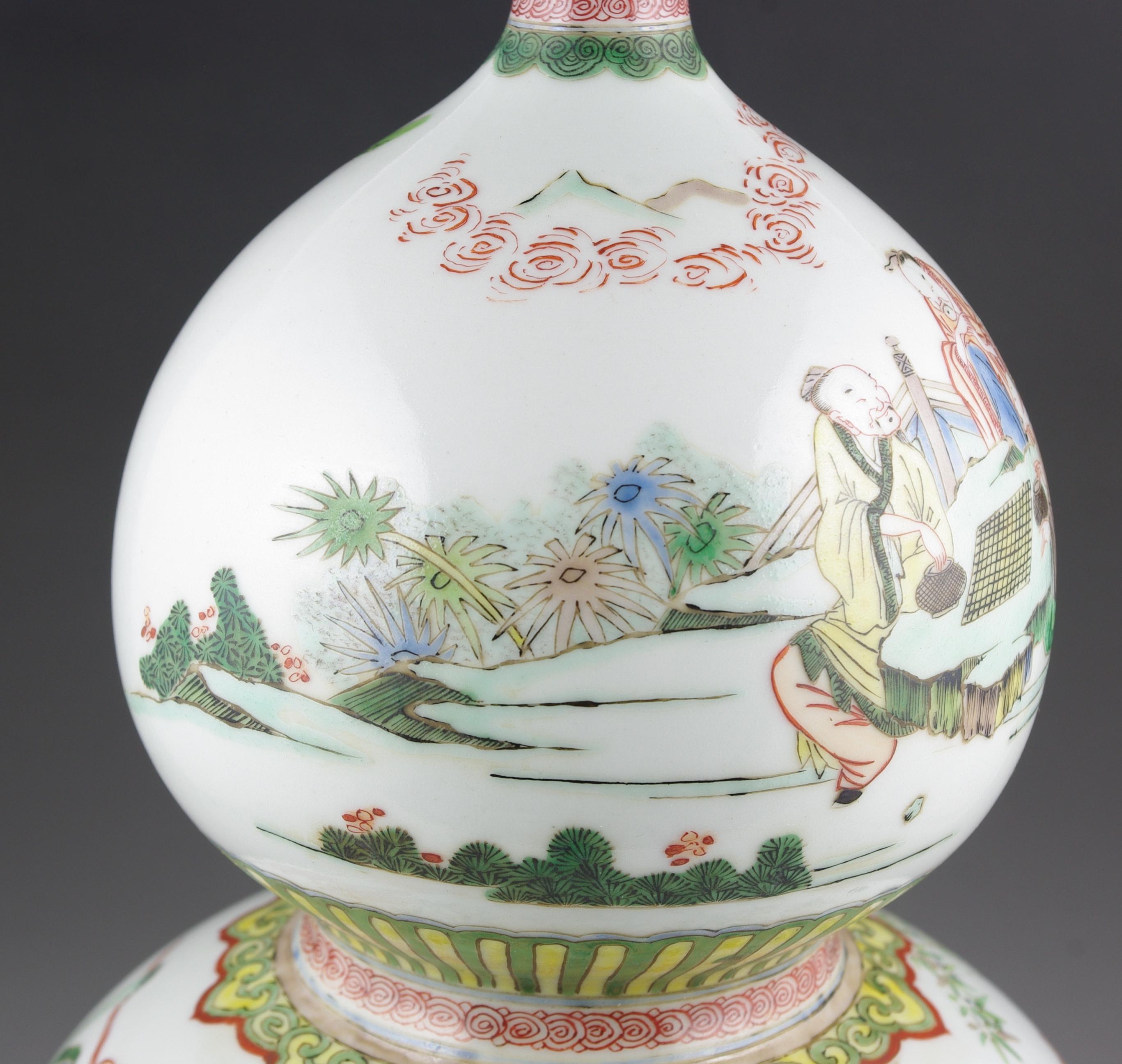 Grand vase double gourde en porcelaine chinoise ancienne Famille Rose Fencai, 19e siècle Qing en vente 7